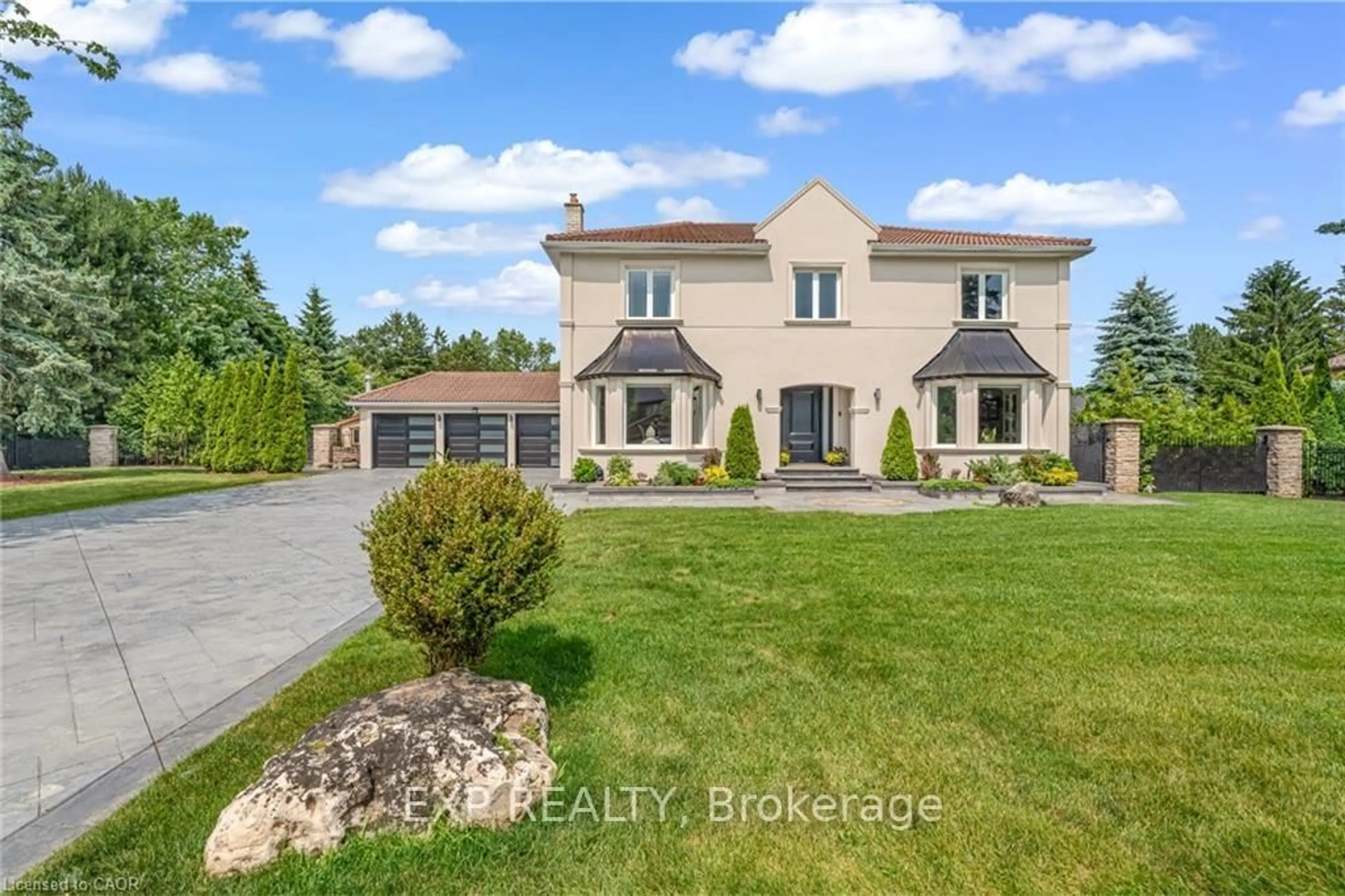 A pic from outside/outdoor area/front of a property/back of a property/a pic from drone, unknown for 96 Kenpark Ave, Brampton Ontario L6Z 3K4