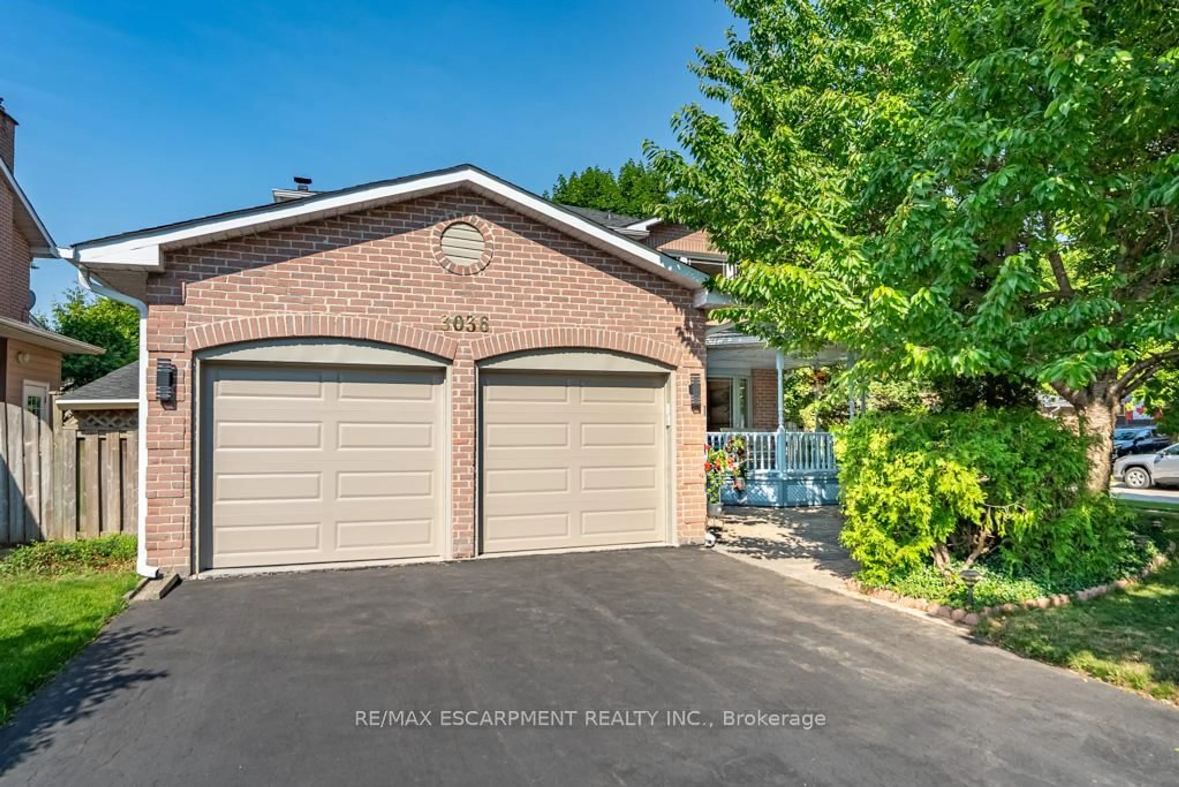 Unknown for 3036 Swansea Dr, Oakville Ontario L6L 6H9