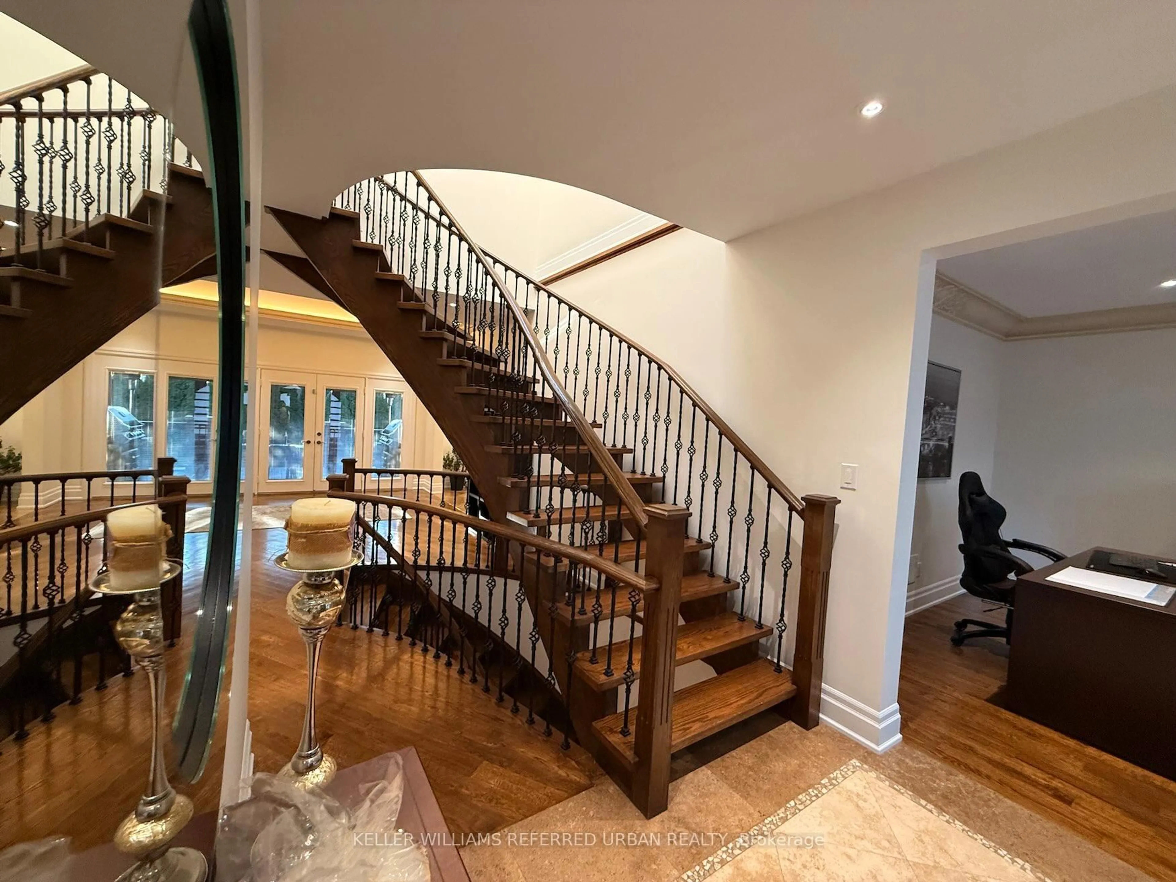 Unknown for 72 Laurel Ave, Toronto Ontario M9B 4T2