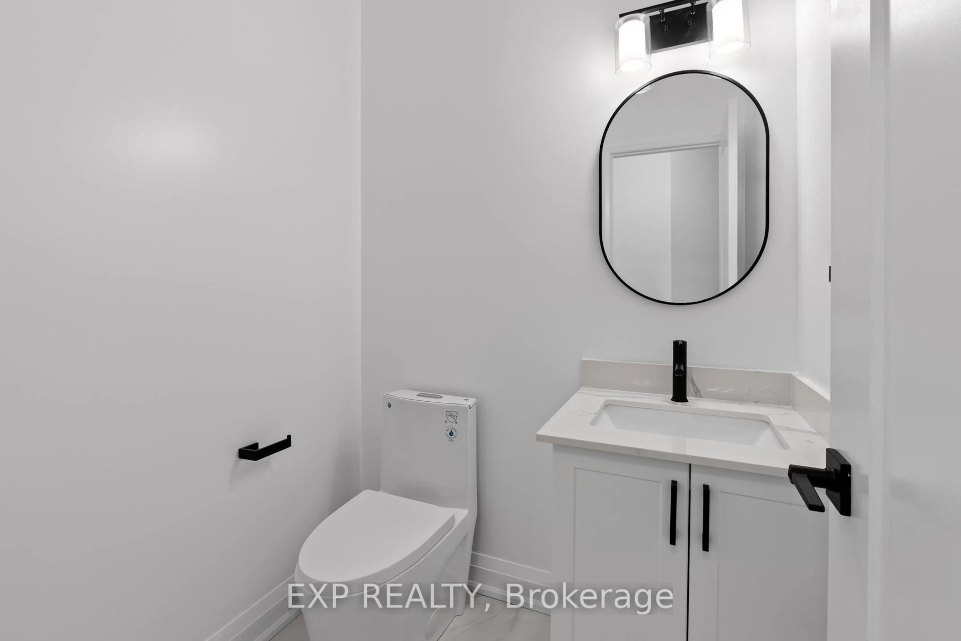 Standard bathroom, ceramic/tile floor for 9 Santa Barbara Lane, Halton Hills Ontario L7G 0P7