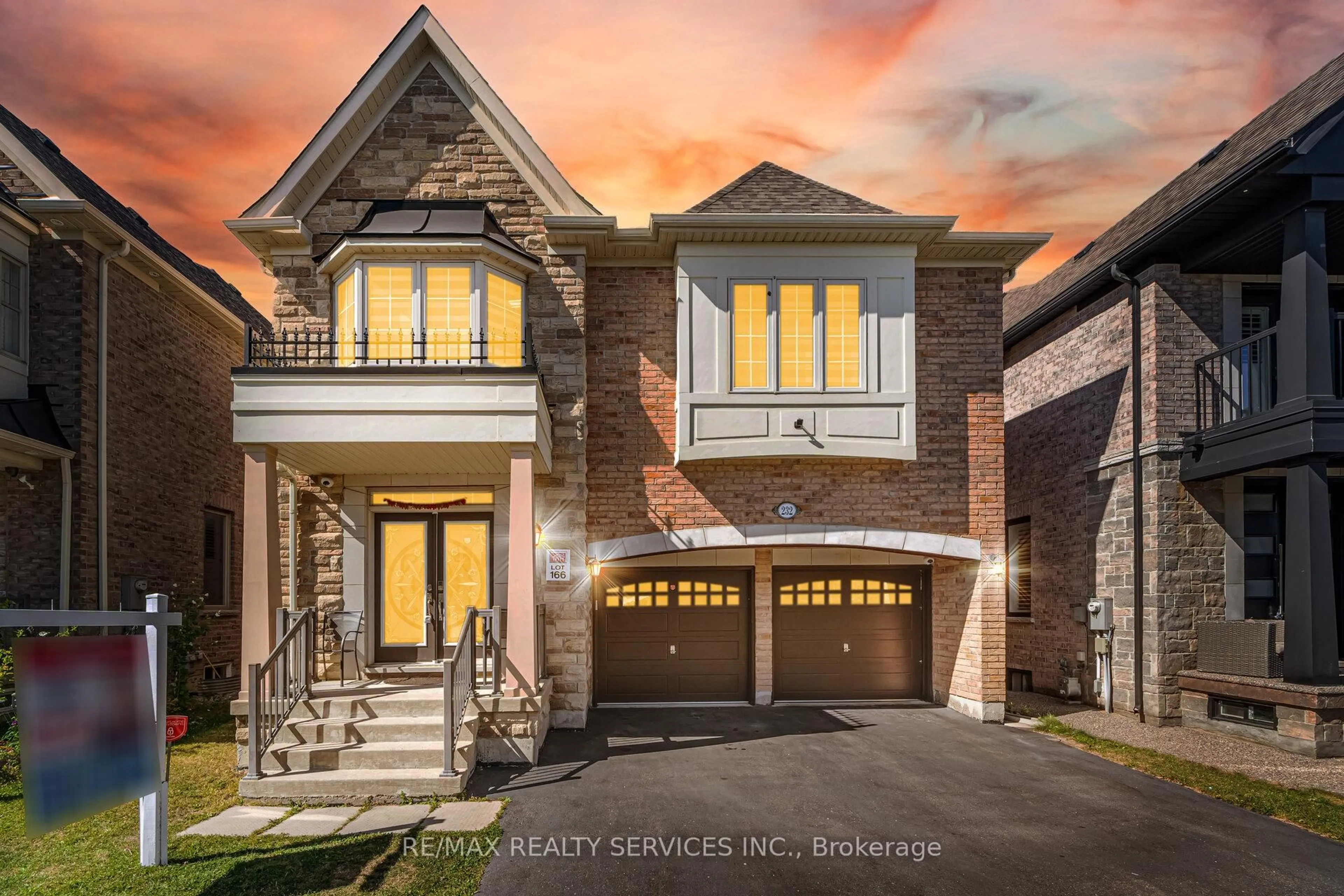 Home with brick exterior material, street for 232 Sussexvale Dr, Brampton Ontario L6R 3S3