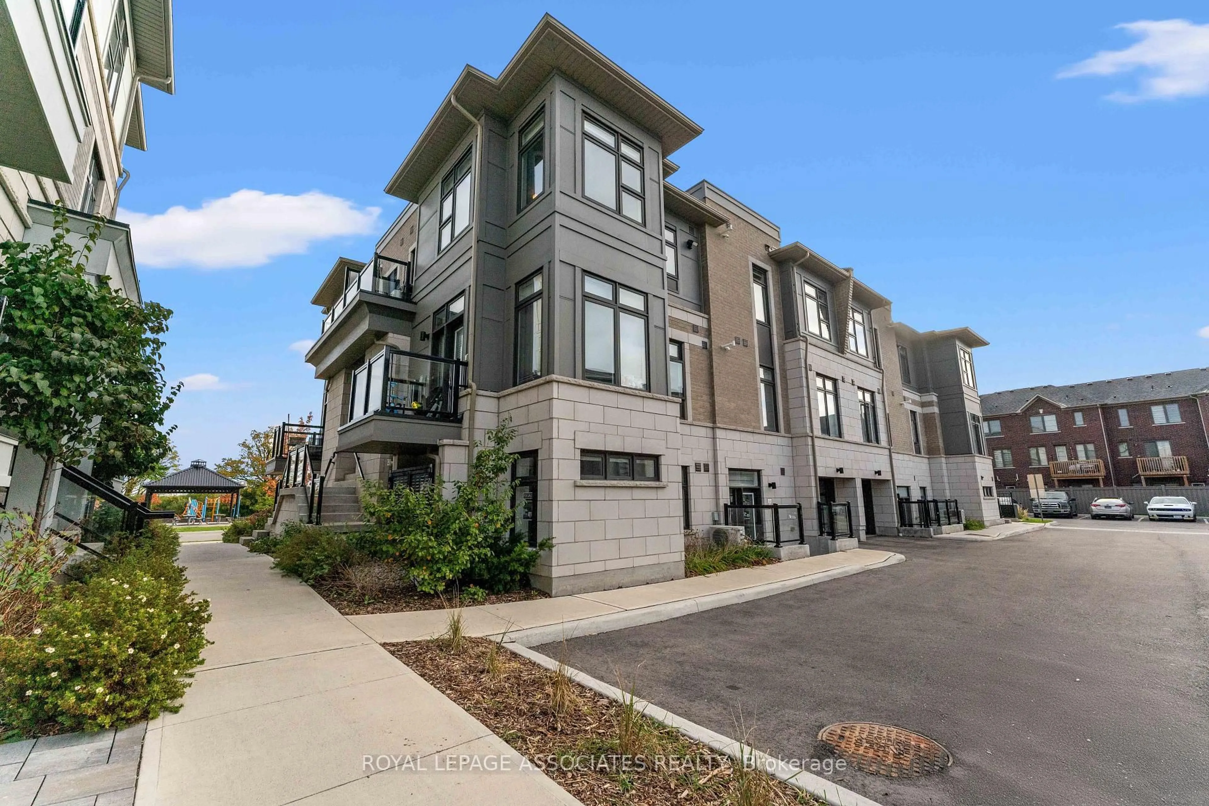 Unknown for 60 Halliford Pl #706, Brampton Ontario L6P 4R1