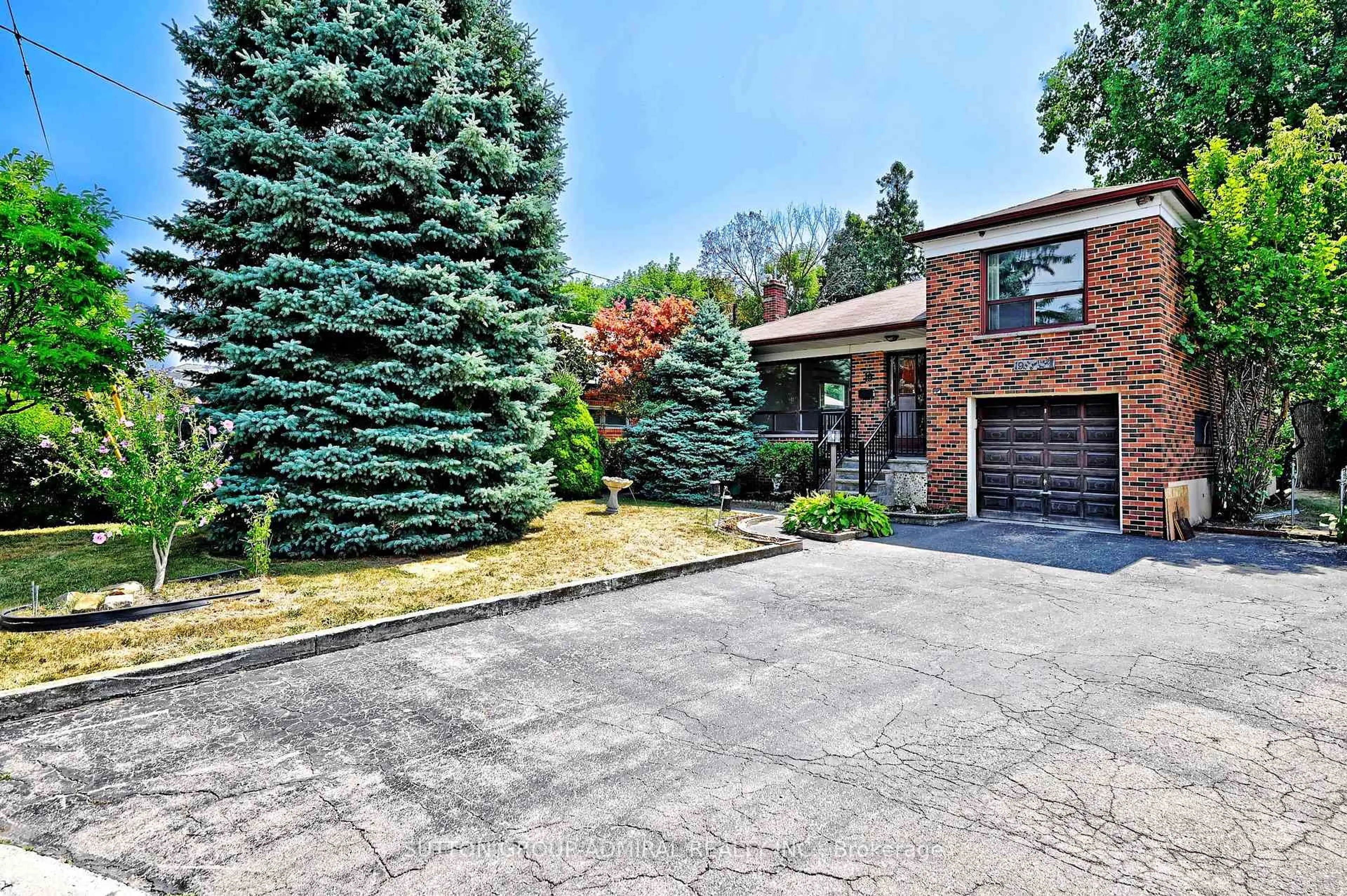 Home with brick exterior material, street for 19 Skipton Crt, Toronto Ontario M3M 2S9