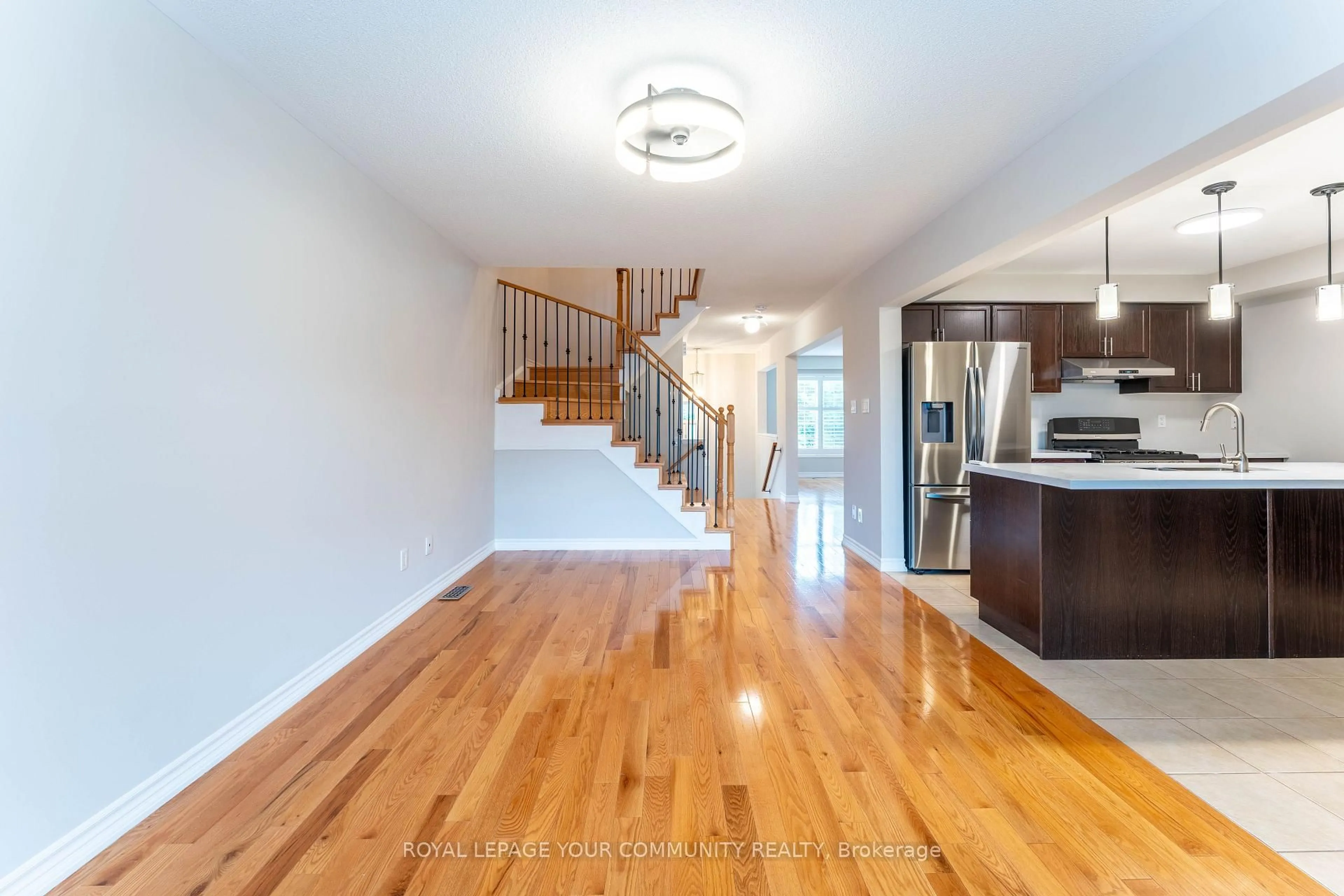 Unknown for 6 Bellchase Tr, Brampton Ontario L6P 3K4