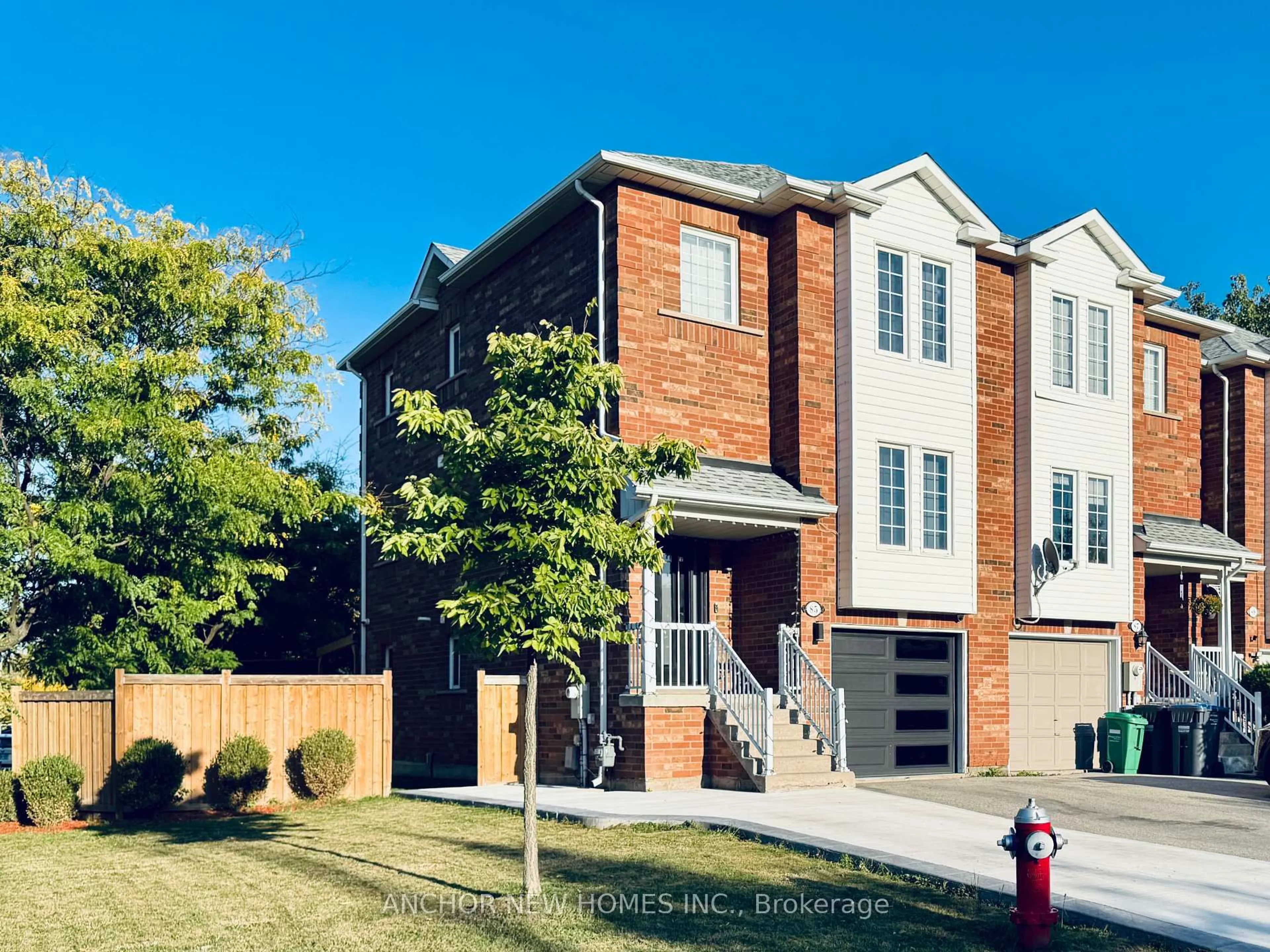 Home with brick exterior material, street for 85 Ozner Crt, Brampton Ontario L6X 4Y9