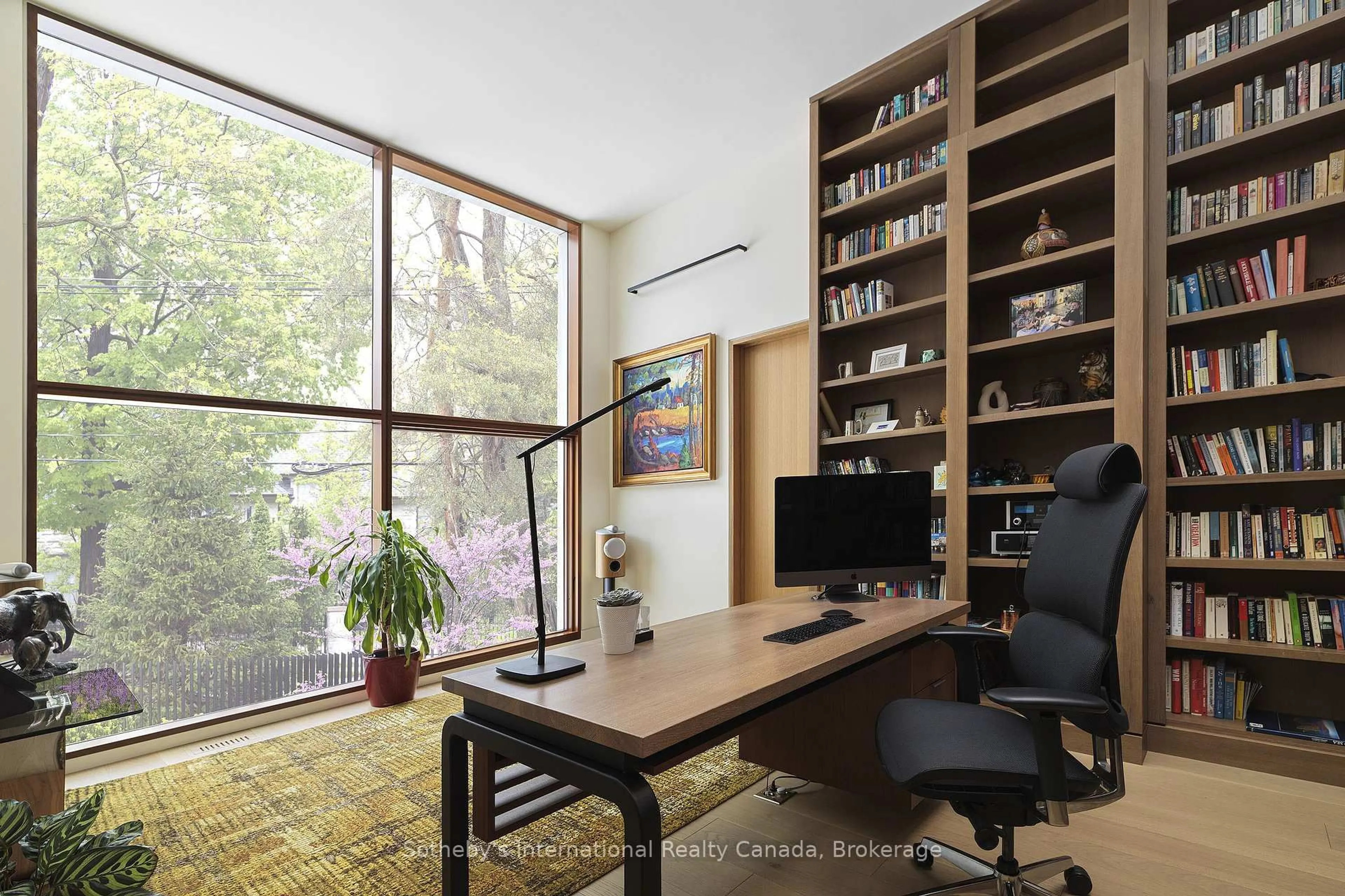 Unknown for 116 Chartwell Rd, Oakville Ontario L6J 3Z6