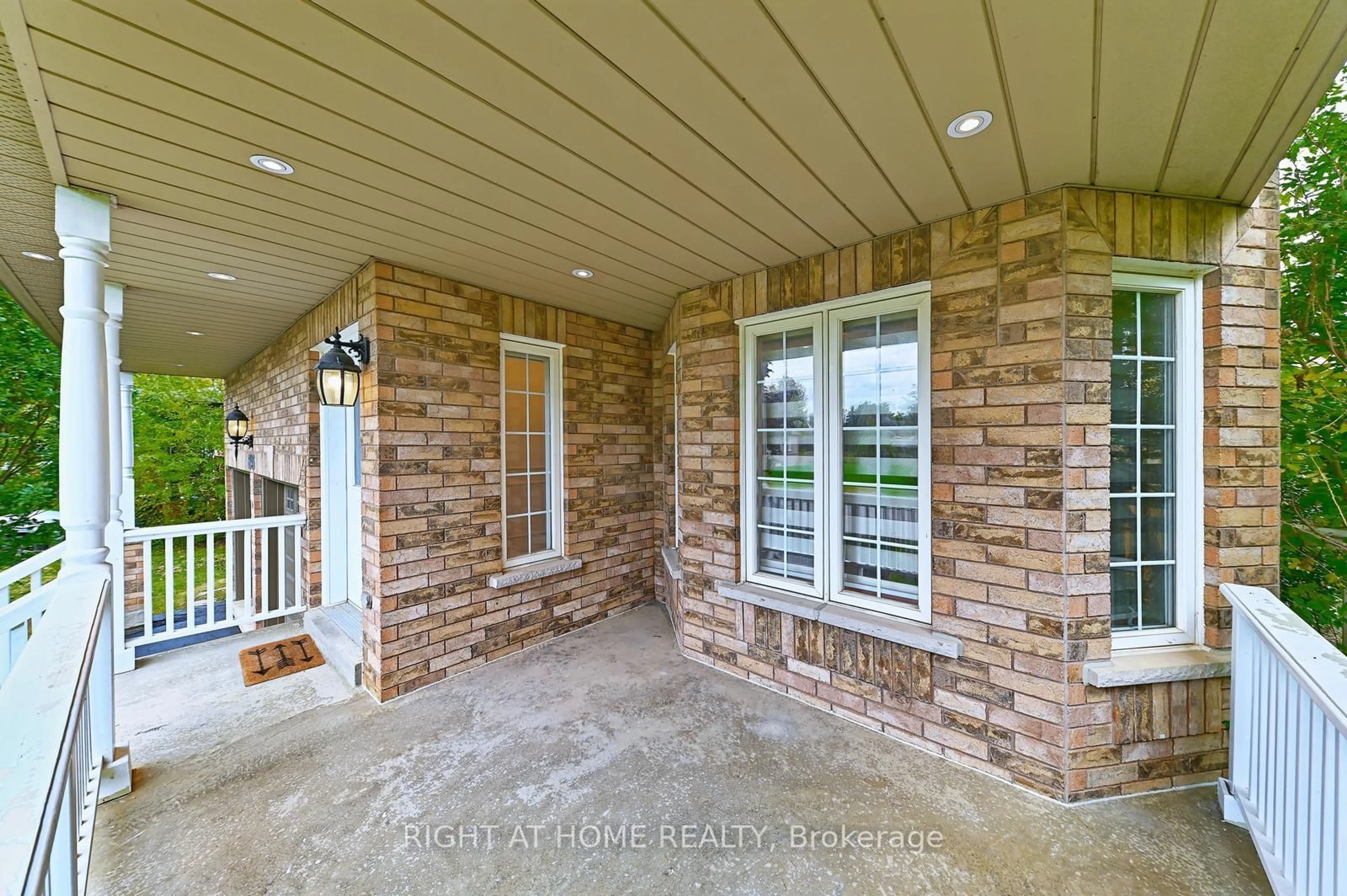 Home with brick exterior material, street for 6843 Campbell Settler Crt, Mississauga Ontario L5W 1B3