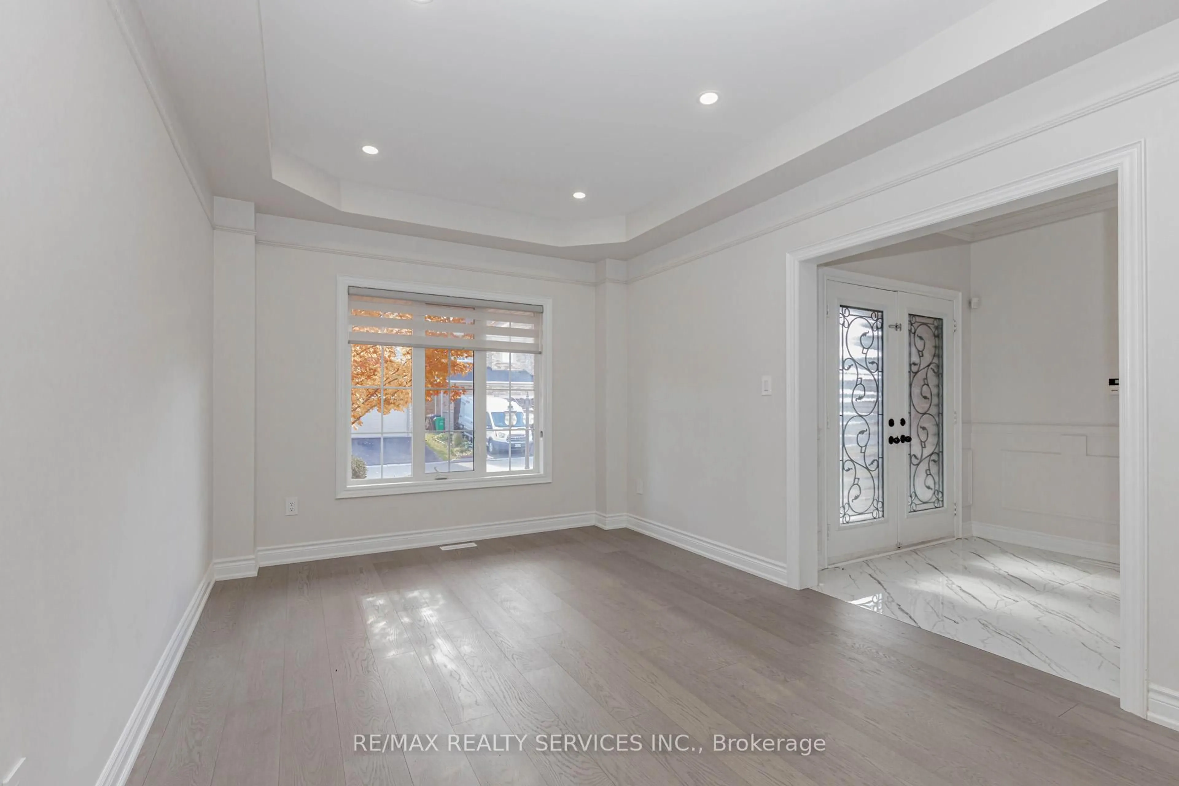 Unknown for 50 Amboise Cres, Brampton Ontario L7A 3H2