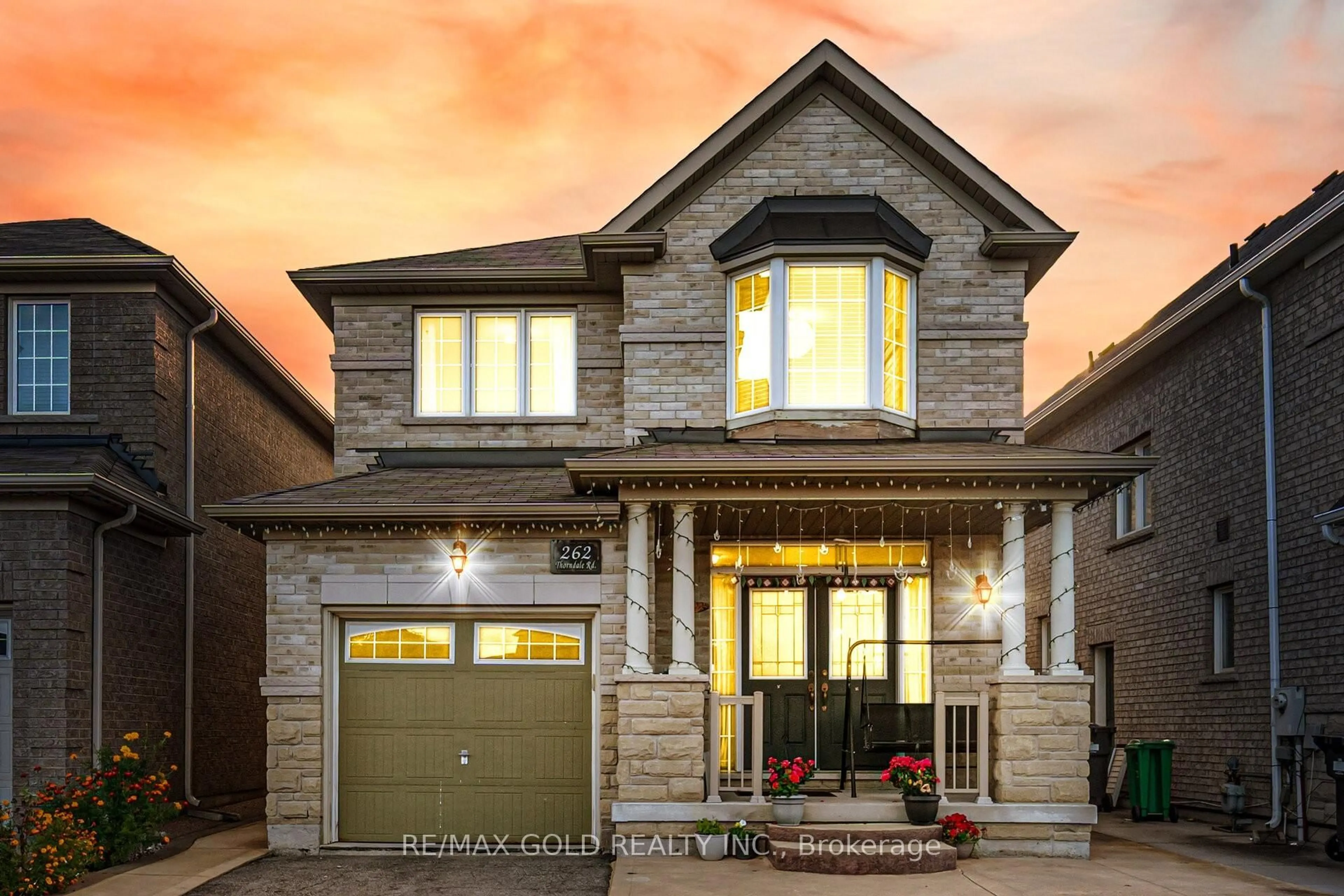 Home with brick exterior material, street for 262 Thorndale Rd, Brampton Ontario L6P 3H2