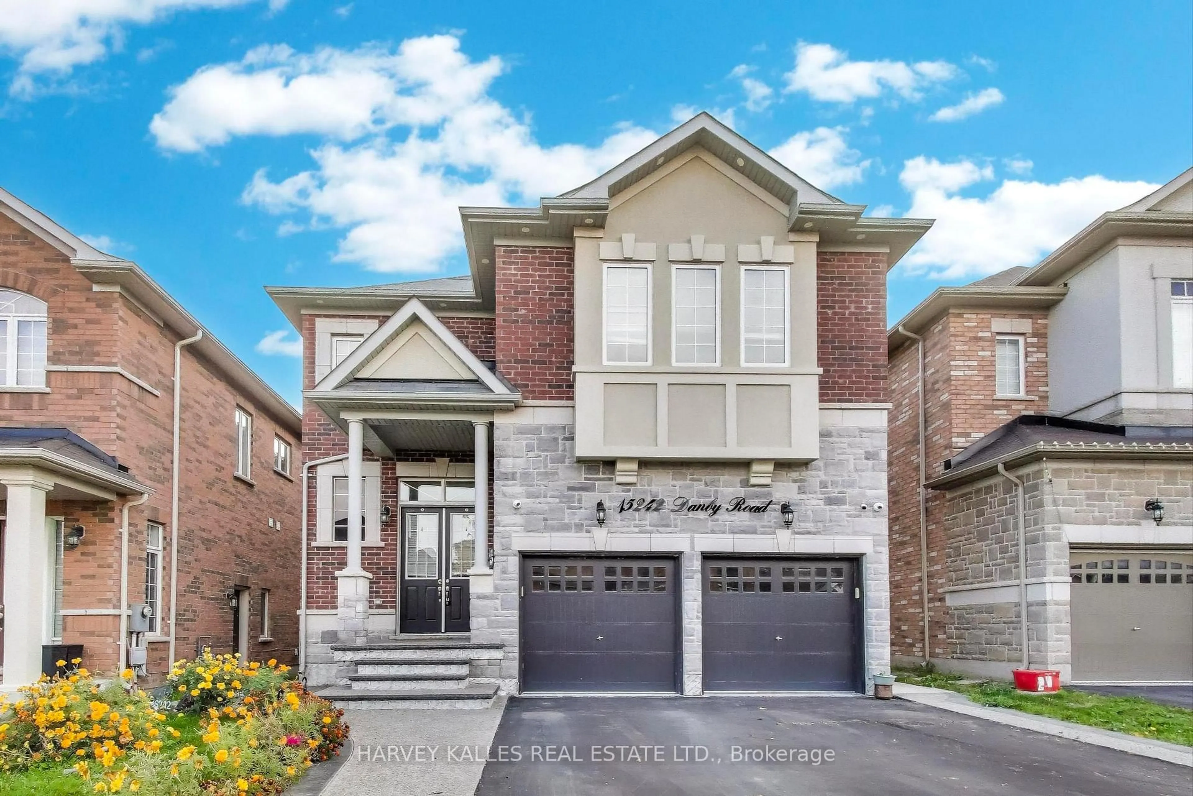 Home with brick exterior material, street for 15242 Danby Rd, Halton Hills Ontario L7G 0M5