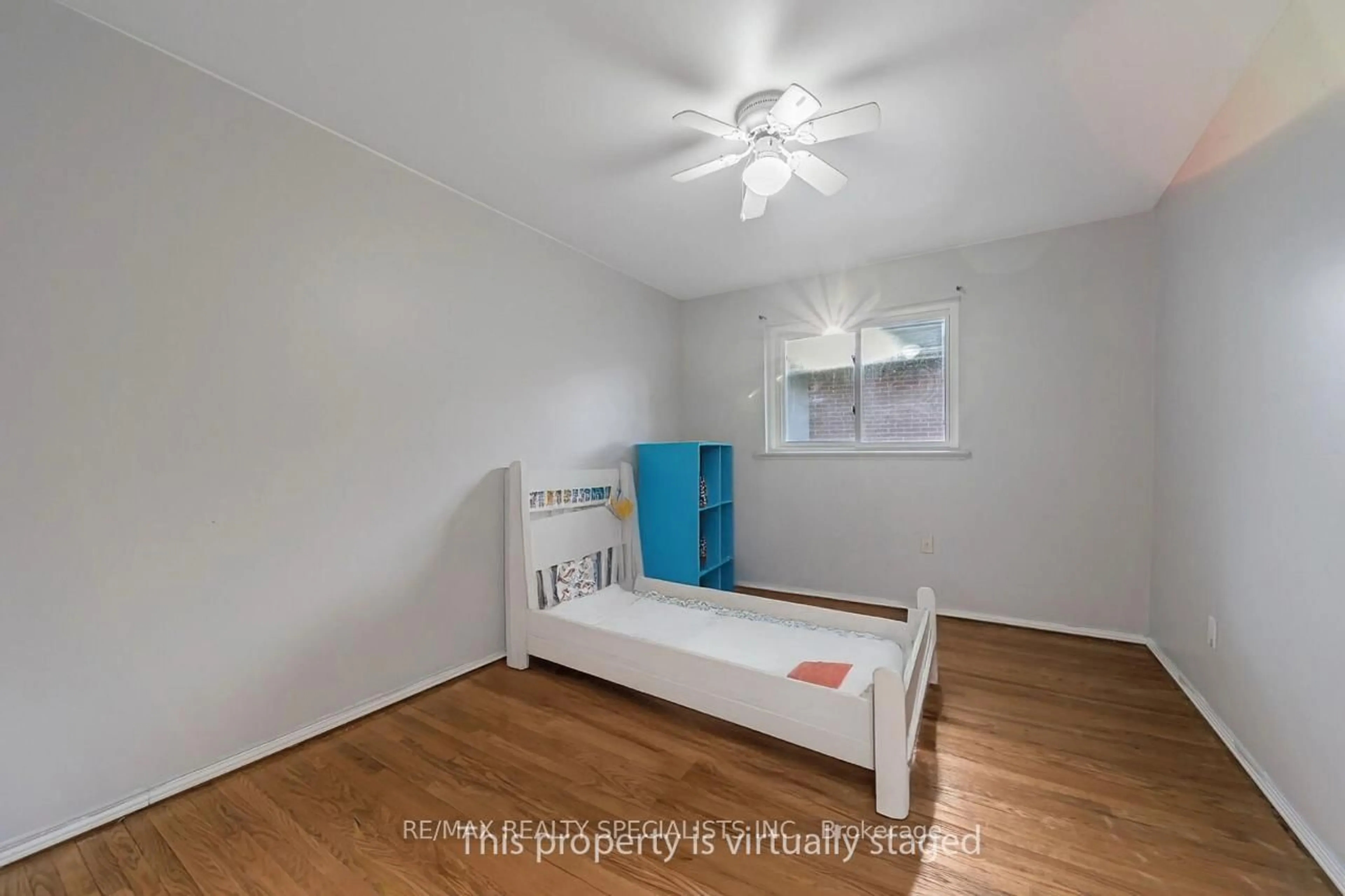 A pic of a room for 83 Watson Cres, Brampton Ontario L6W 1E5