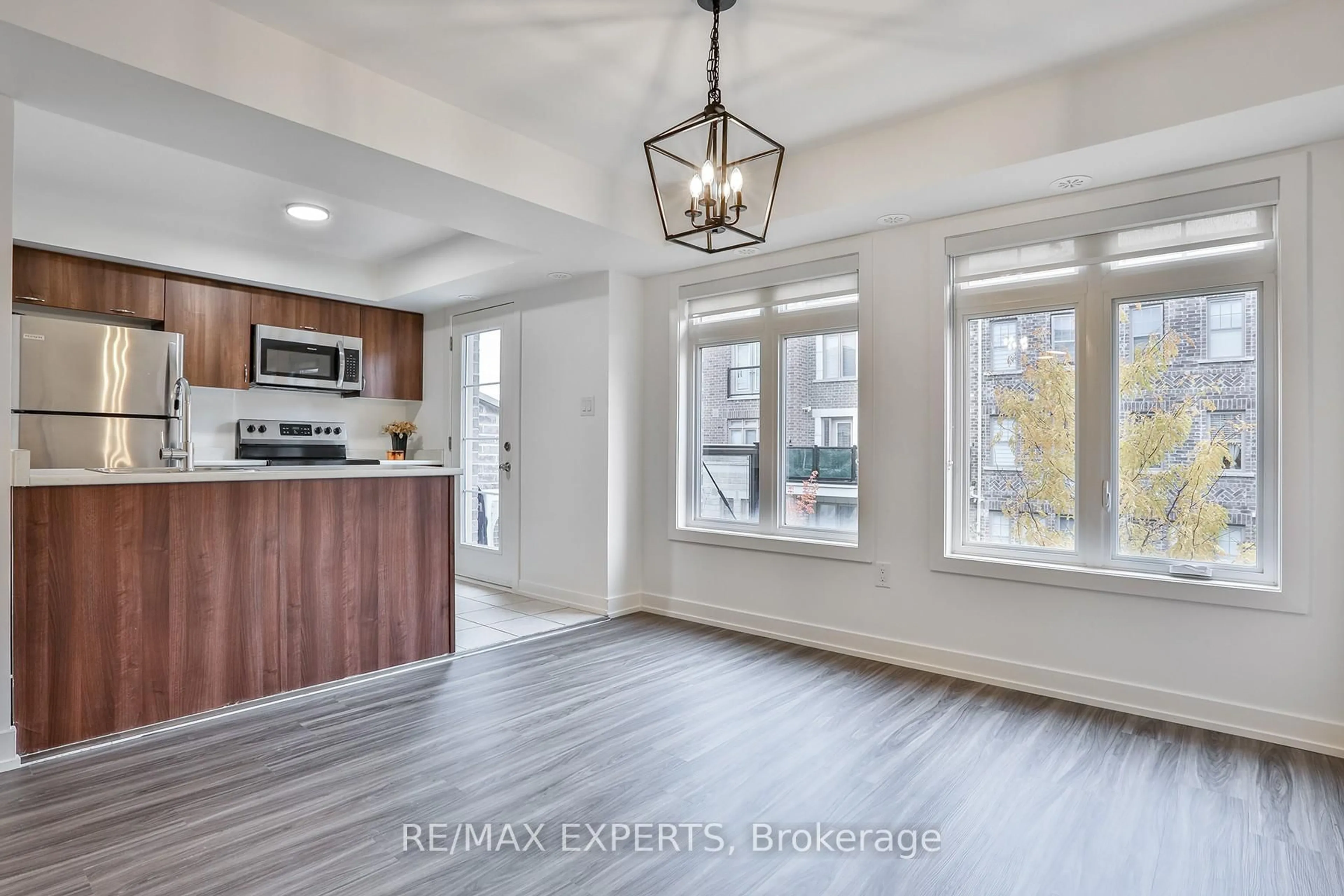 Open concept kitchen, unknown for 60 Parrotta Dr #275, Toronto Ontario M9M 0E5