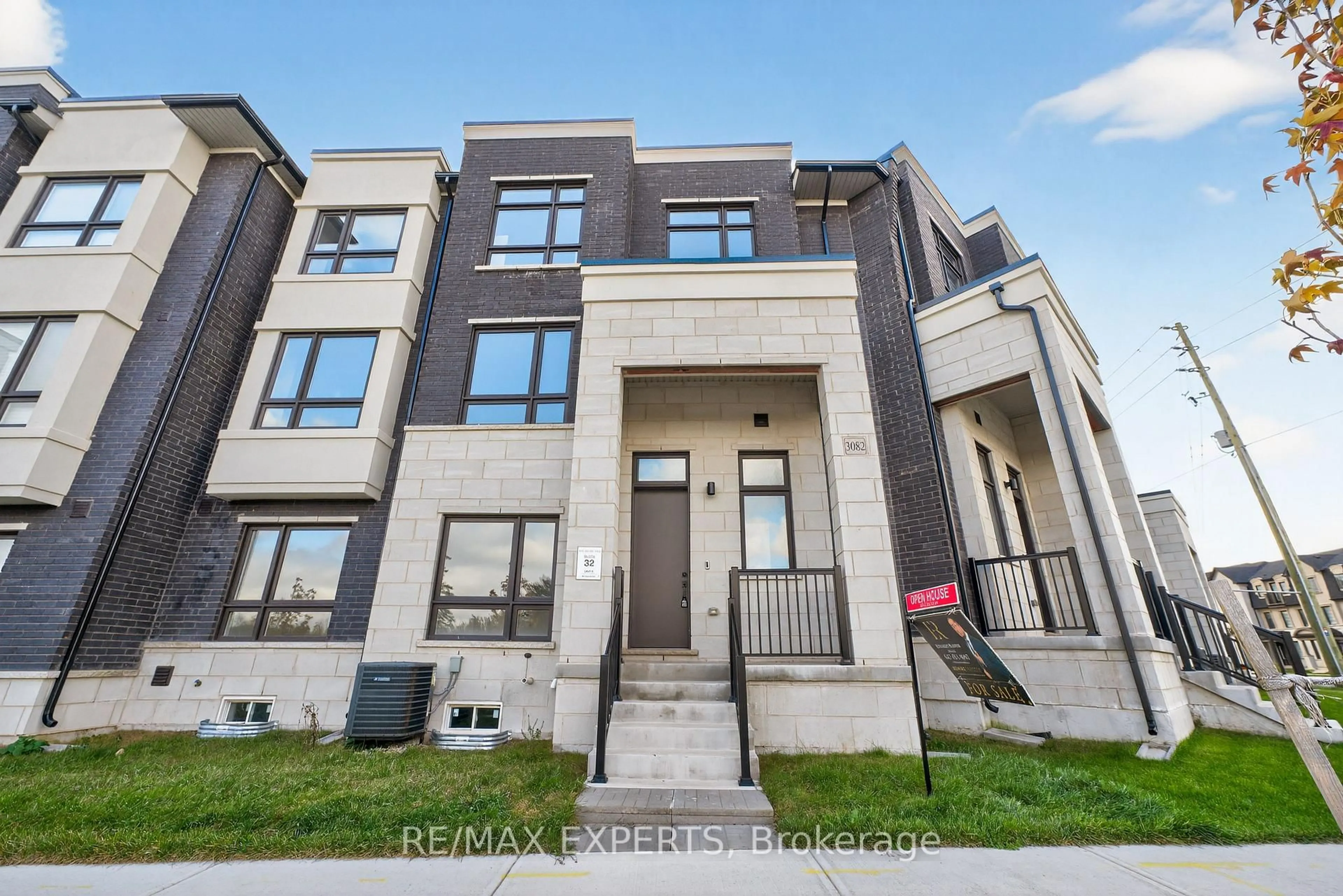 Unknown for 3082 Harasym Tr, Oakville Ontario L6M 5R2