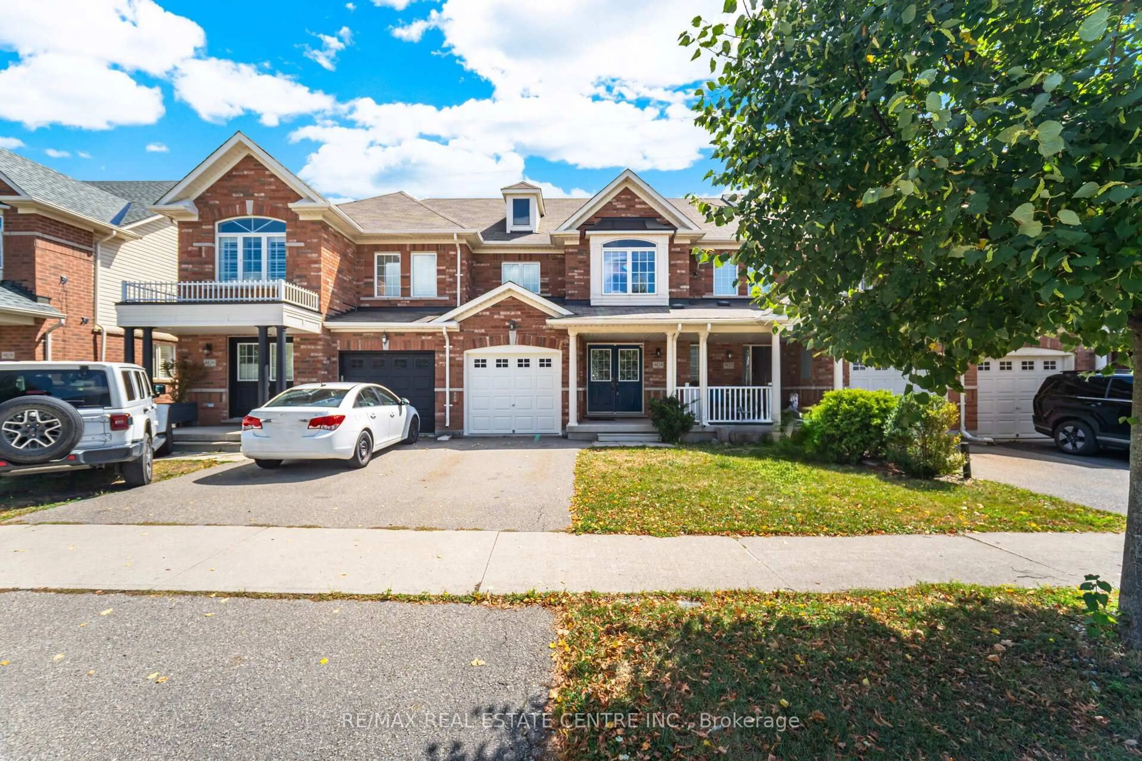 Home with brick exterior material, street for 4834 Capri Cres, Burlington Ontario L7M 0H9