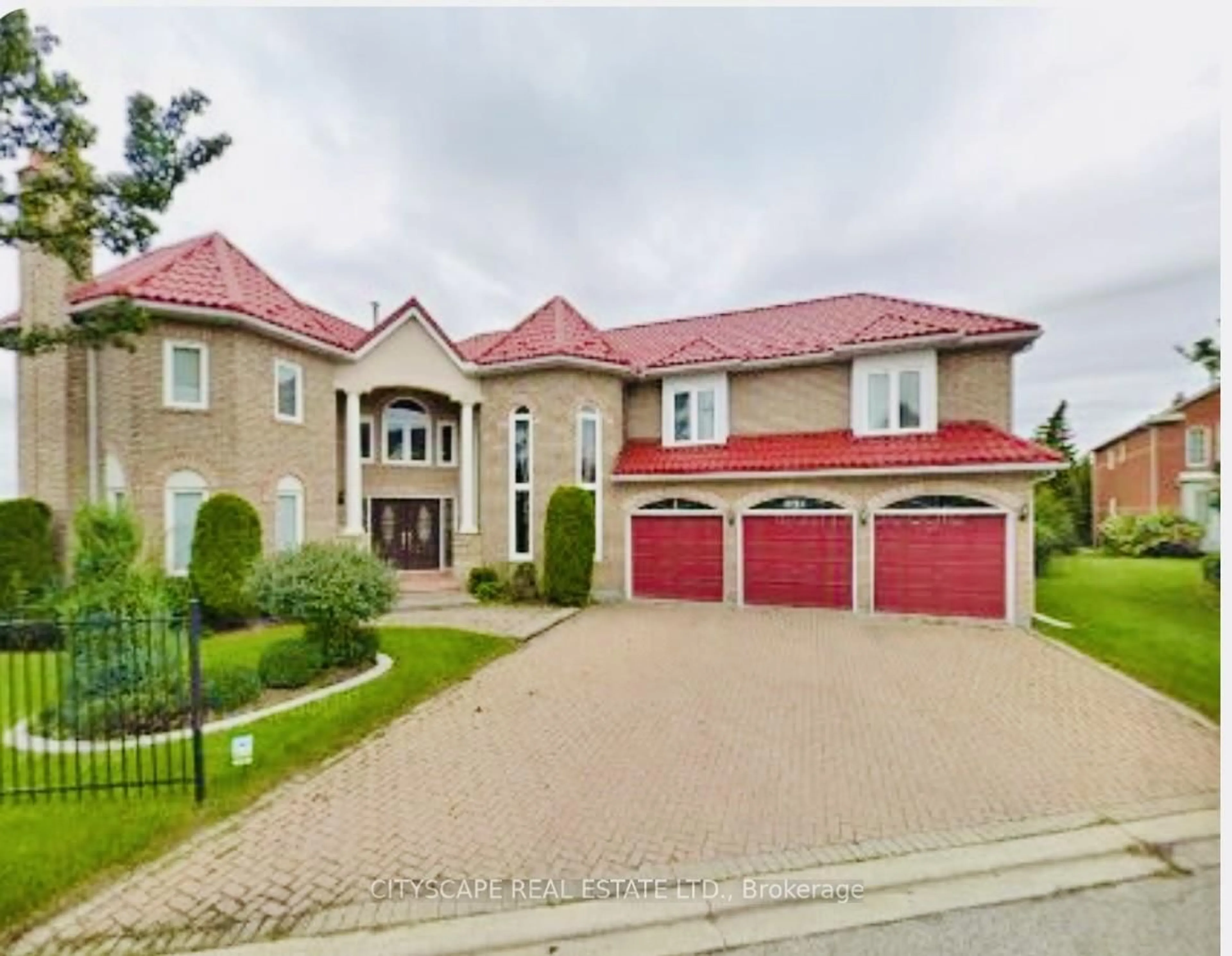 Home with brick exterior material, street for 3721 Trelawny Circ, Mississauga Ontario L5N 5J7