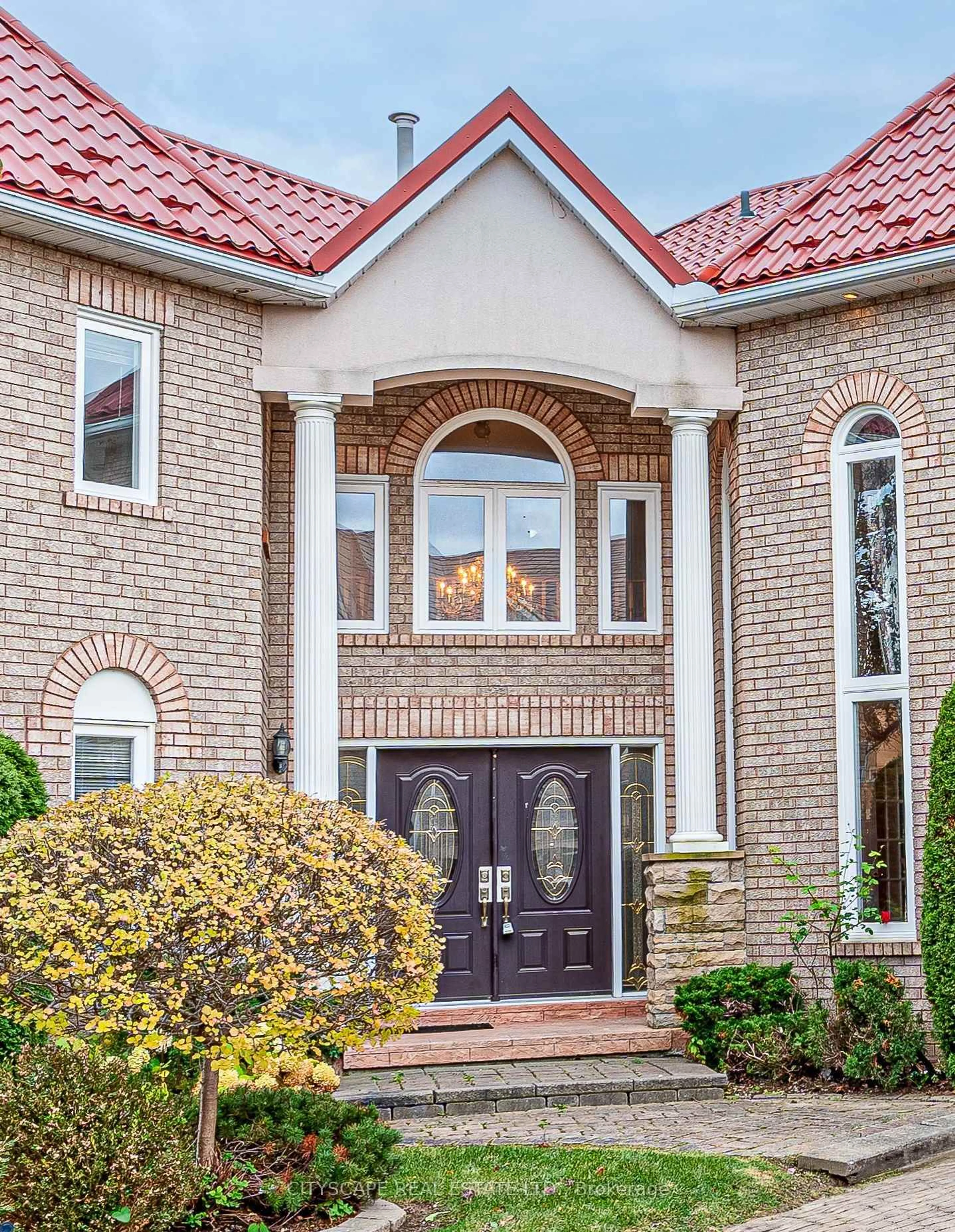 Home with brick exterior material, street for 3721 Trelawny Circ, Mississauga Ontario L5N 5J7