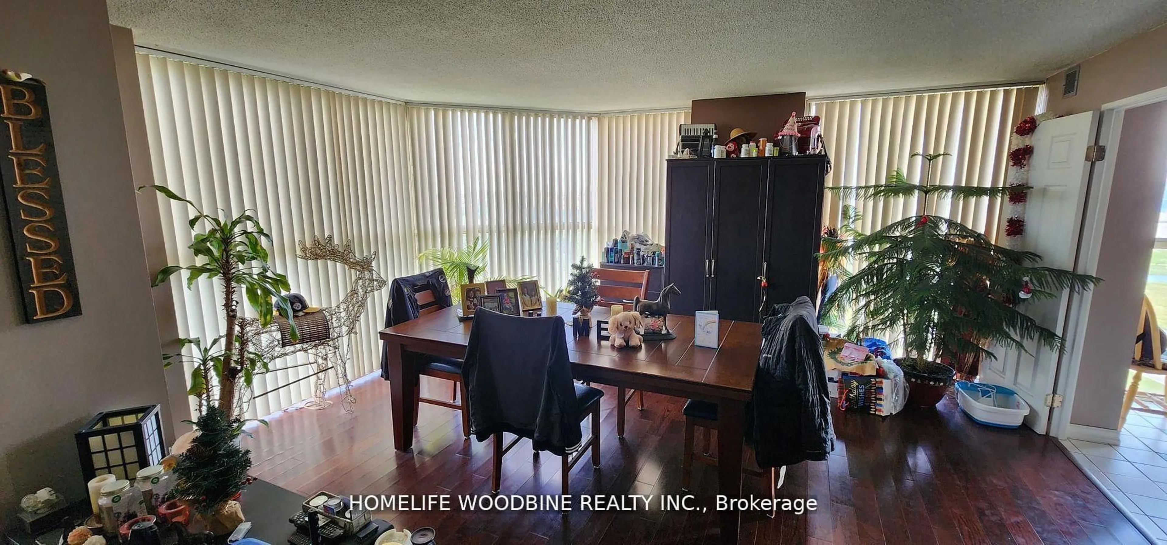 Dining room, wood/laminate floor for 600 Rexdale Blvd #1002, Toronto Ontario M9W 6T4