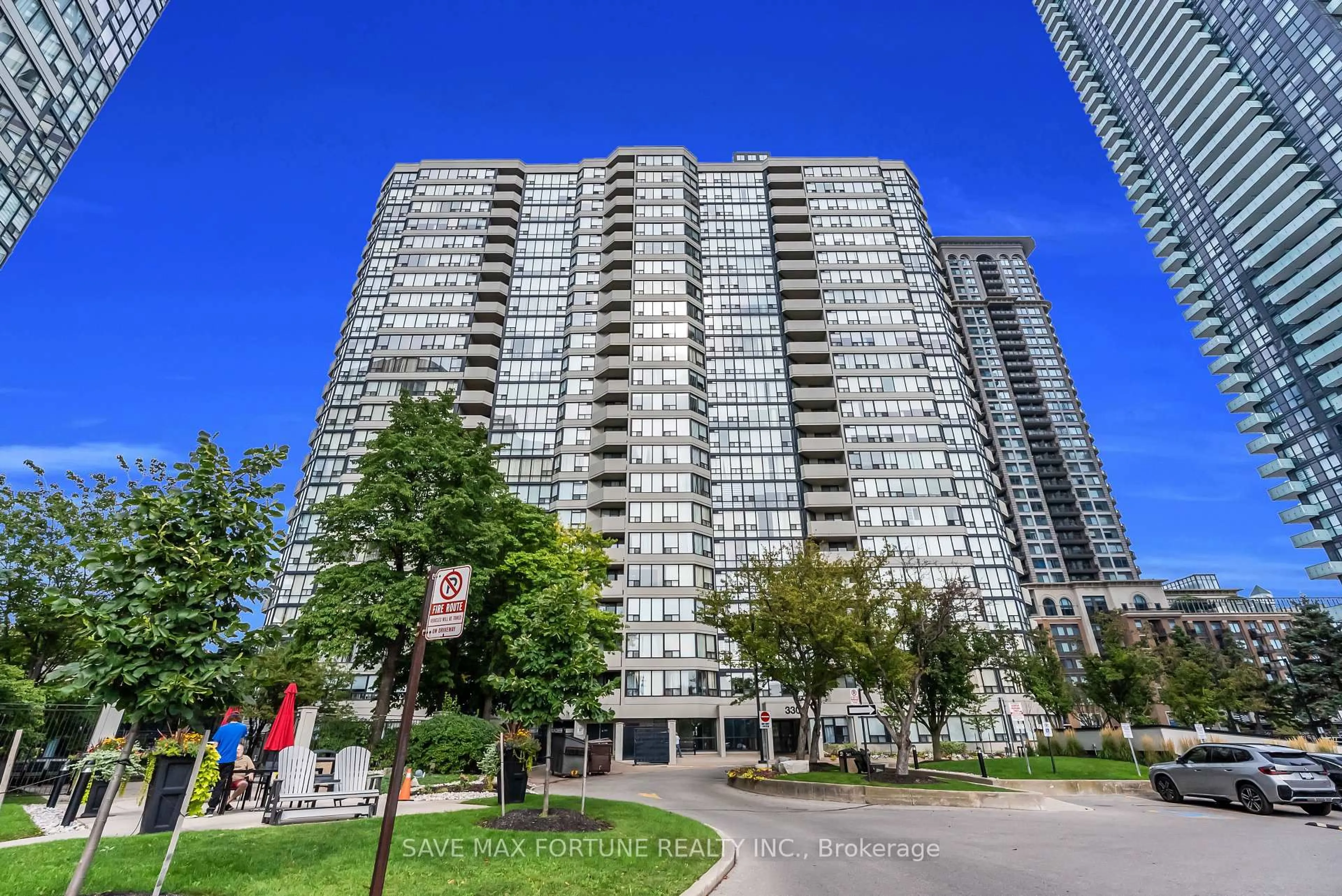 Unknown for 330 Rathburn Rd #1006, Mississauga Ontario L5B 3Y1
