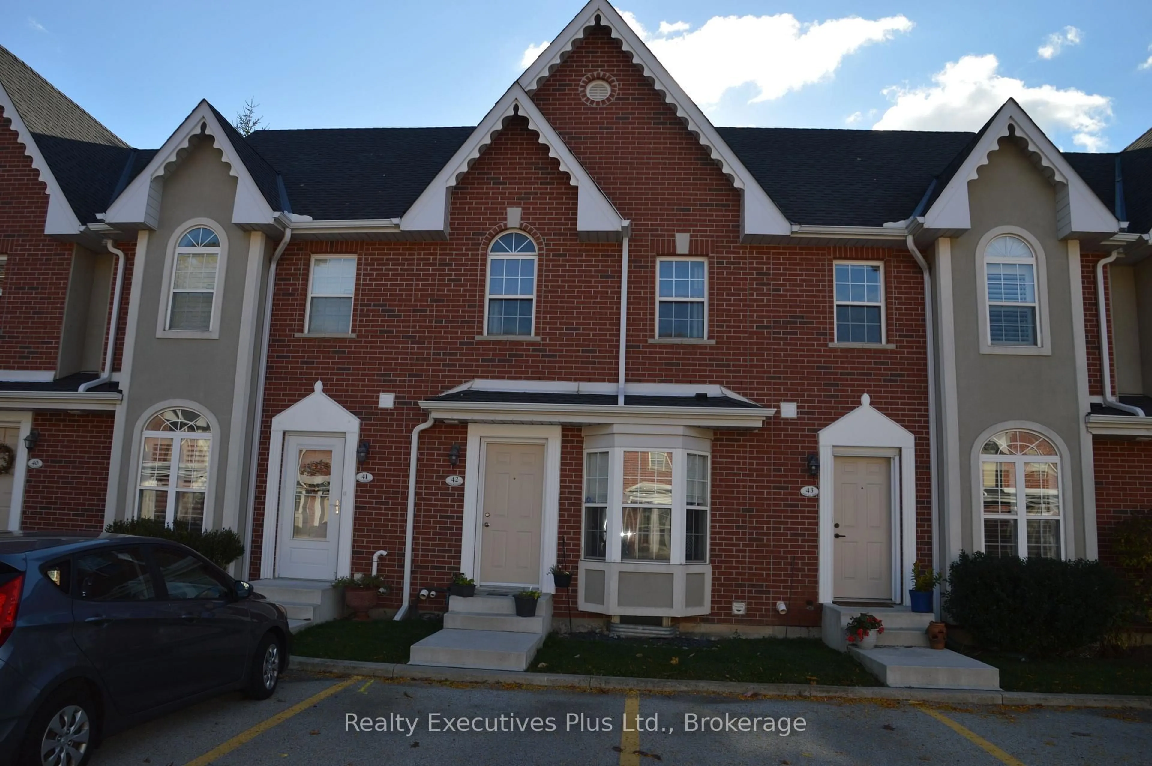 Home with brick exterior material, street for 4200 Kilmer Dr #42, Burlington Ontario L7M 4Y3