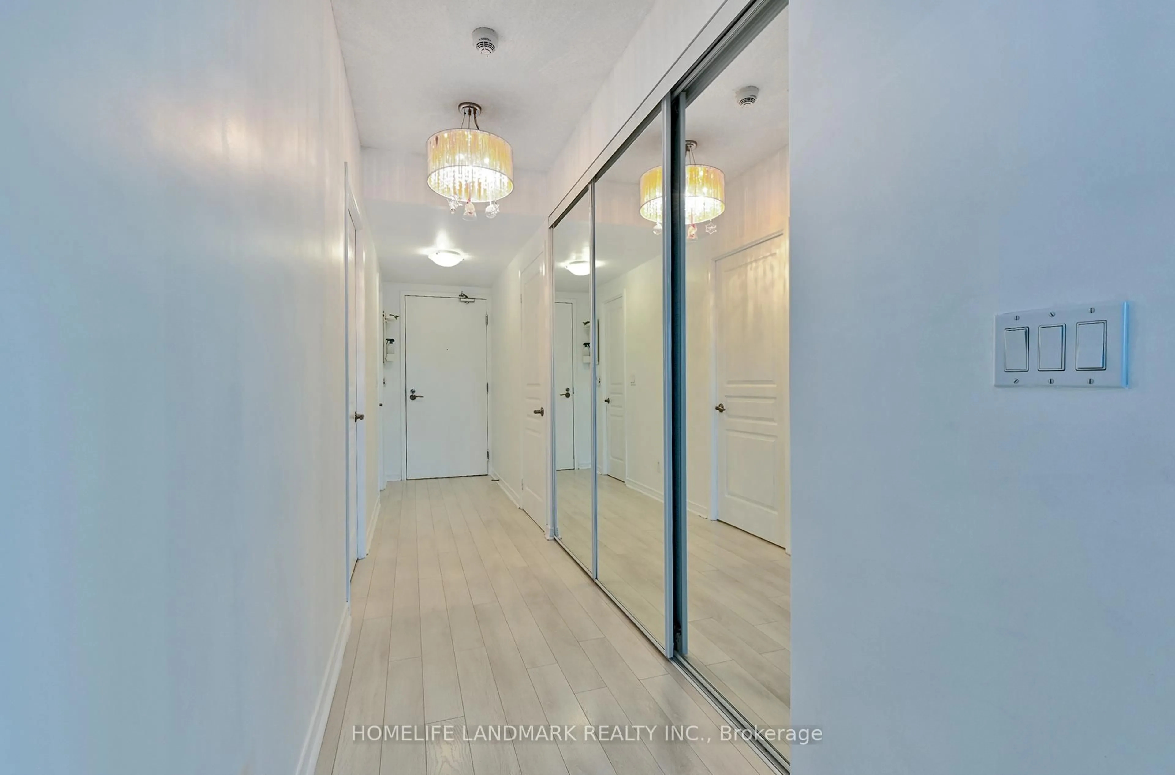 Indoor foyer for 2230 Lakeshore Blvd #1206, Toronto Ontario M8V 0B2