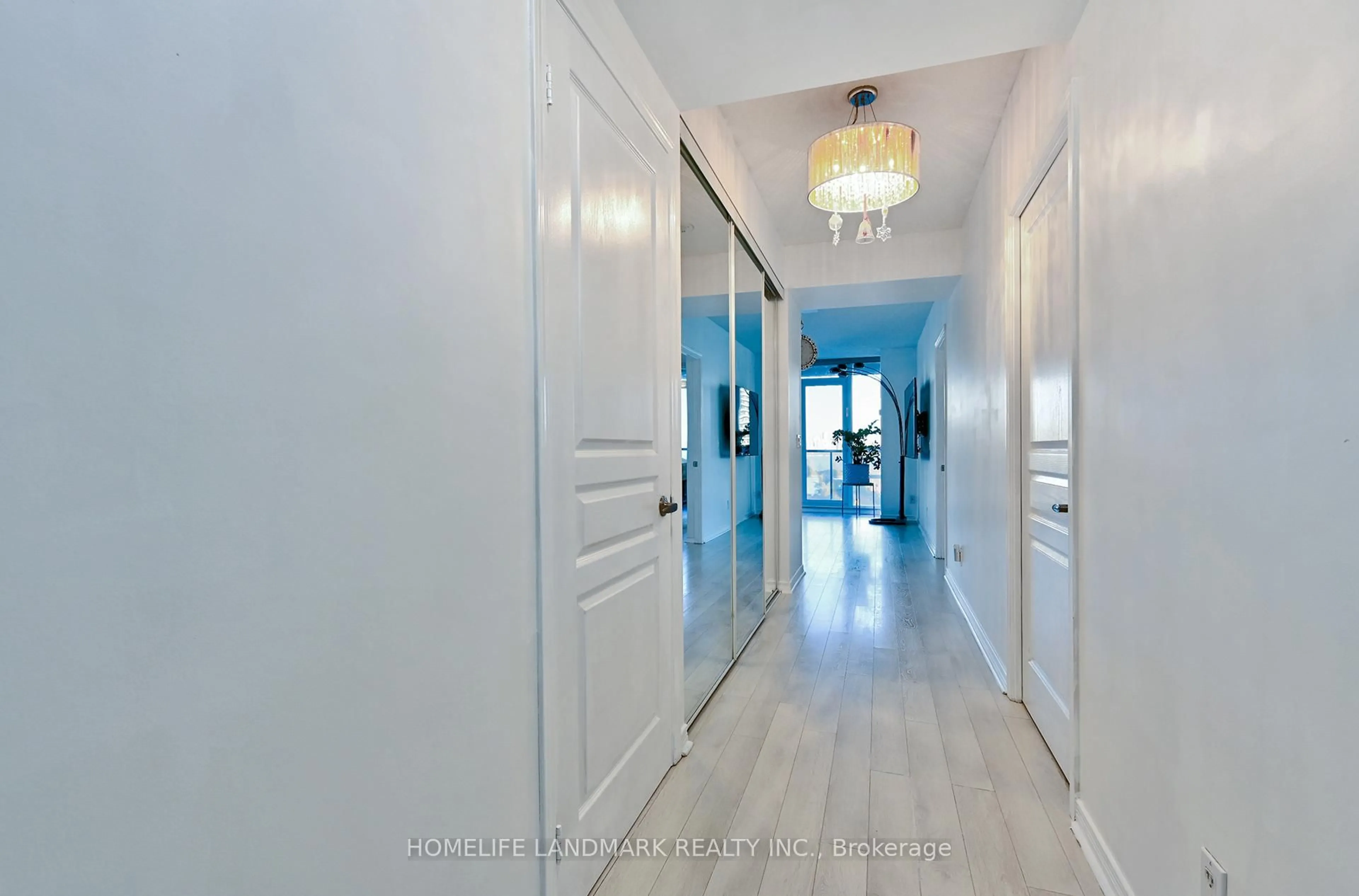 Indoor foyer for 2230 Lakeshore Blvd #1206, Toronto Ontario M8V 0B2