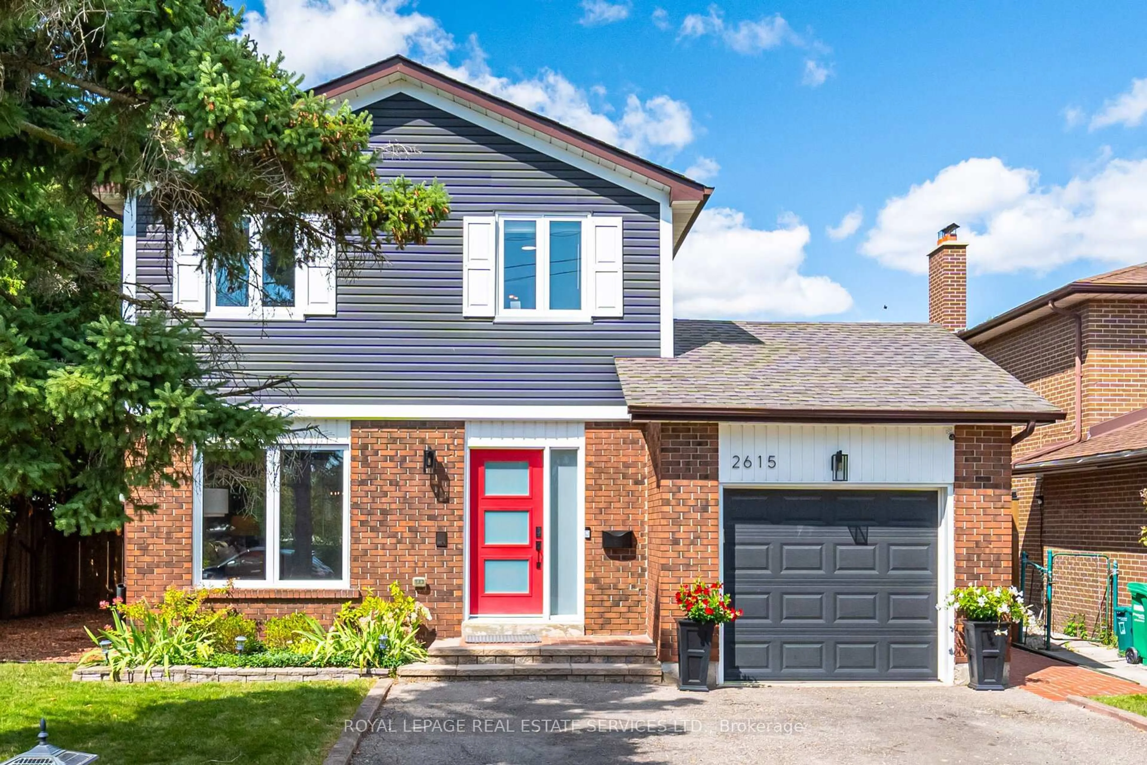 Home with brick exterior material, street for 2615 Benedet Dr, Mississauga Ontario L5J 4H6