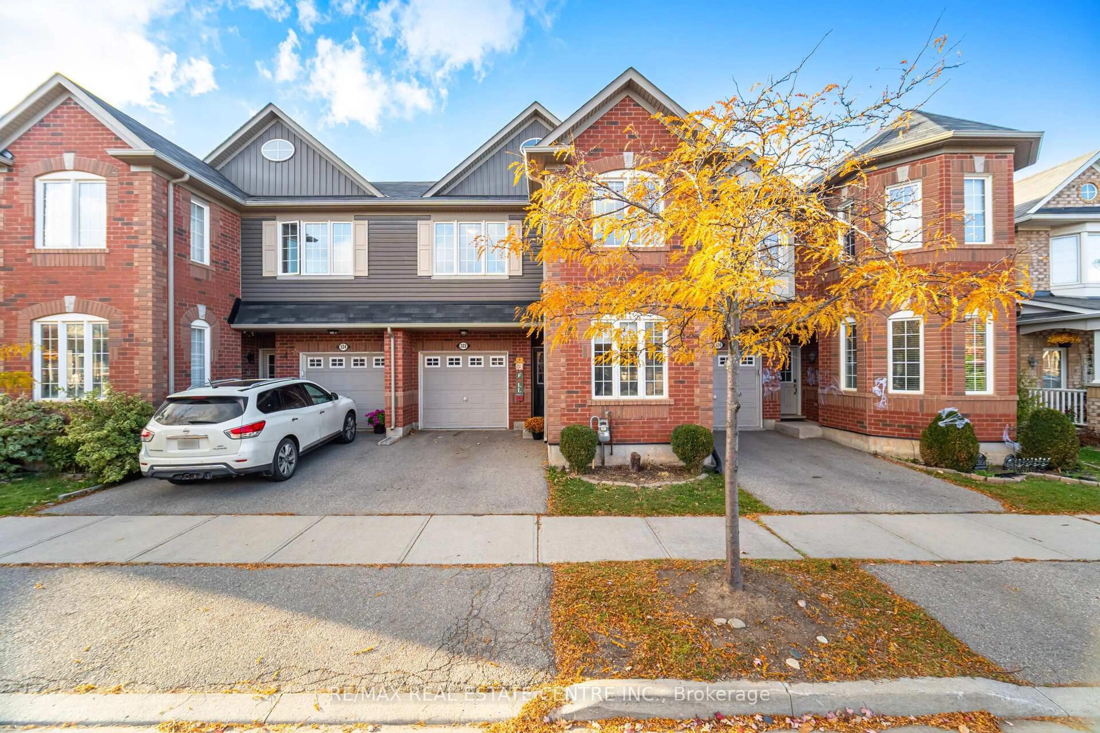 Home with brick exterior material, street for 322 Chuchmach Clse, Milton Ontario L9T 8B5