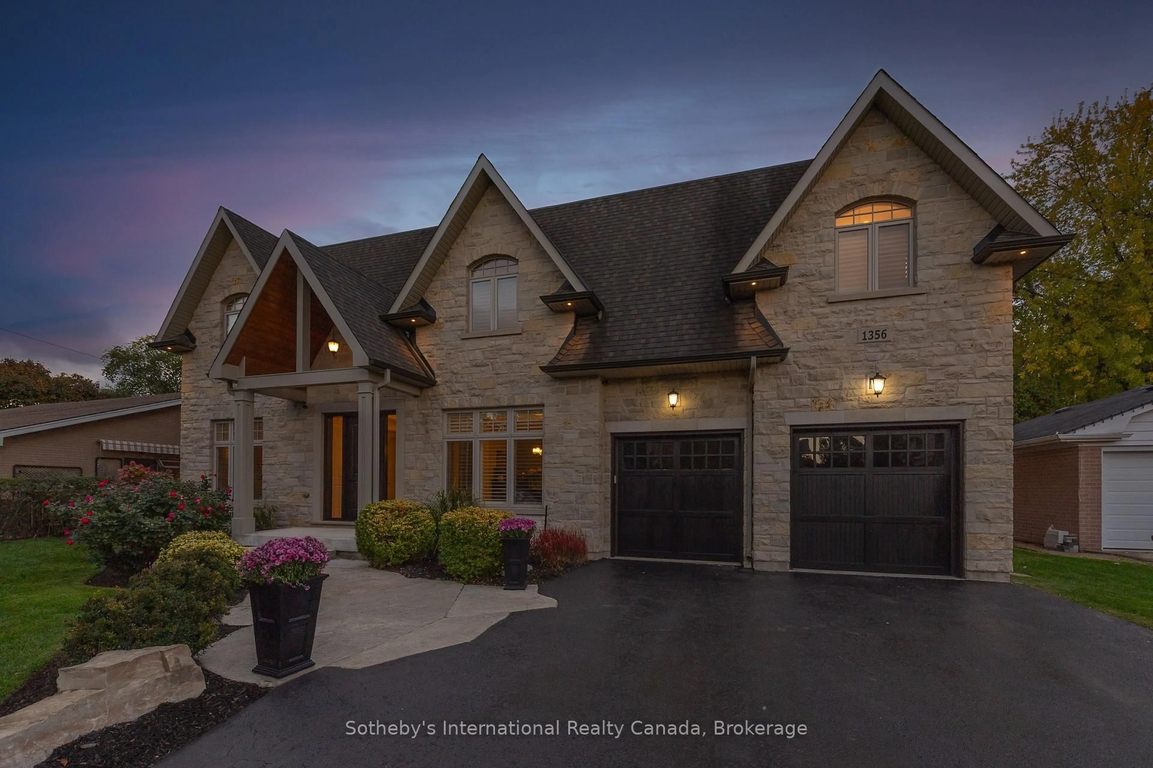 Unknown for 1356 Thornhill Dr, Oakville Ontario L6L 2L2