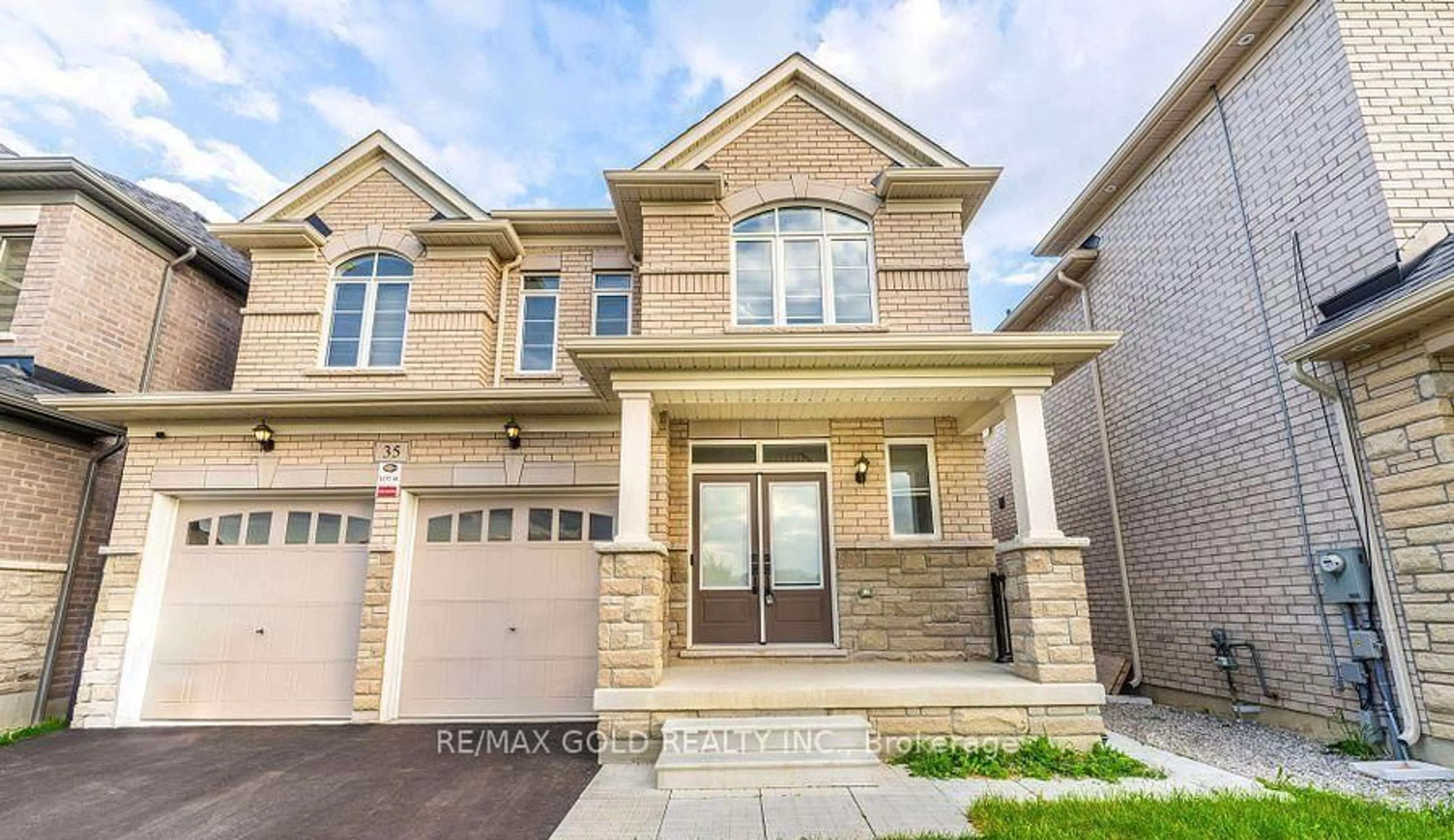 Home with brick exterior material, street for 35 Academy Dr, Brampton Ontario L6P 3C9