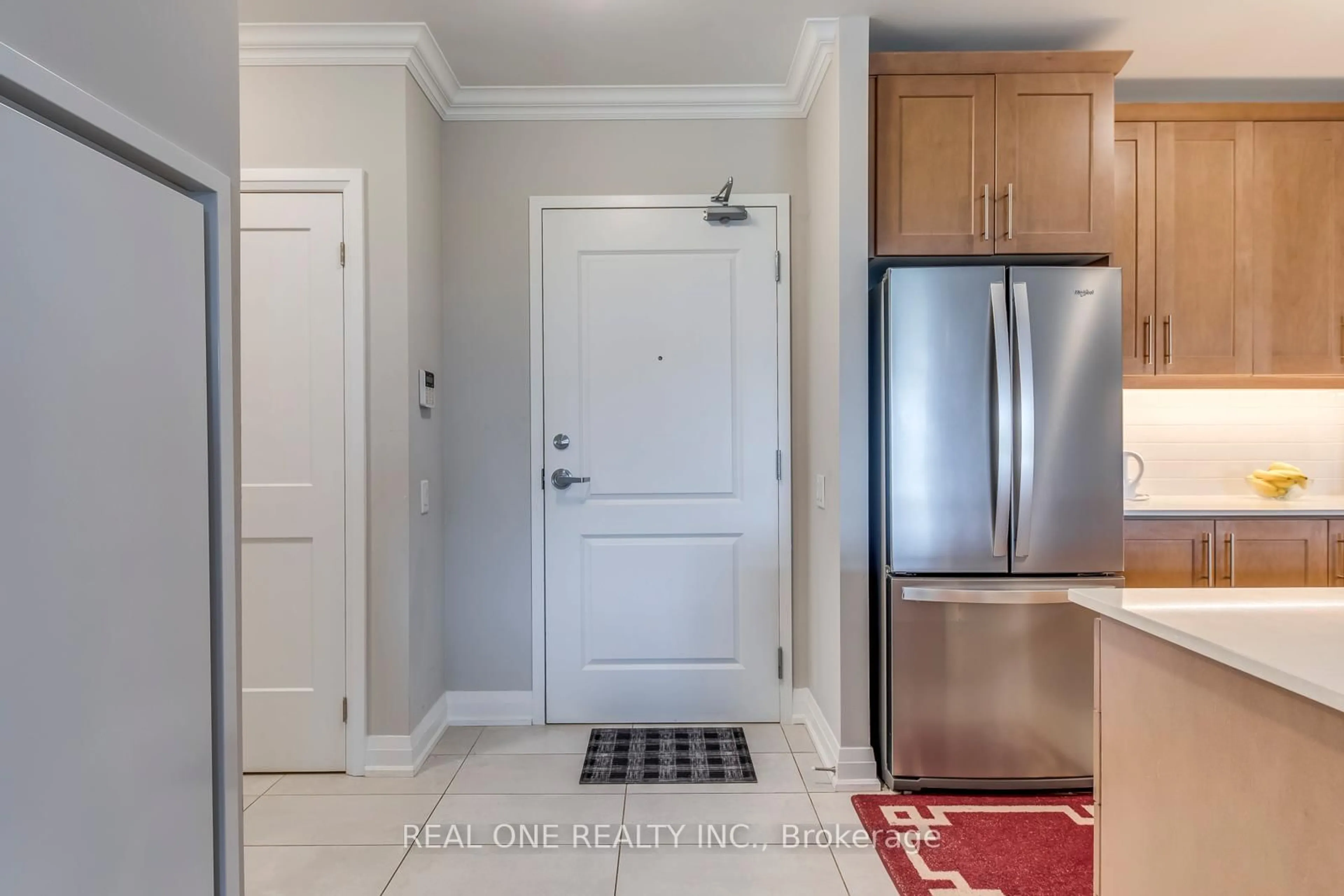 Indoor entryway for 830 Megson Terr #101, Milton Ontario L9T 9M7