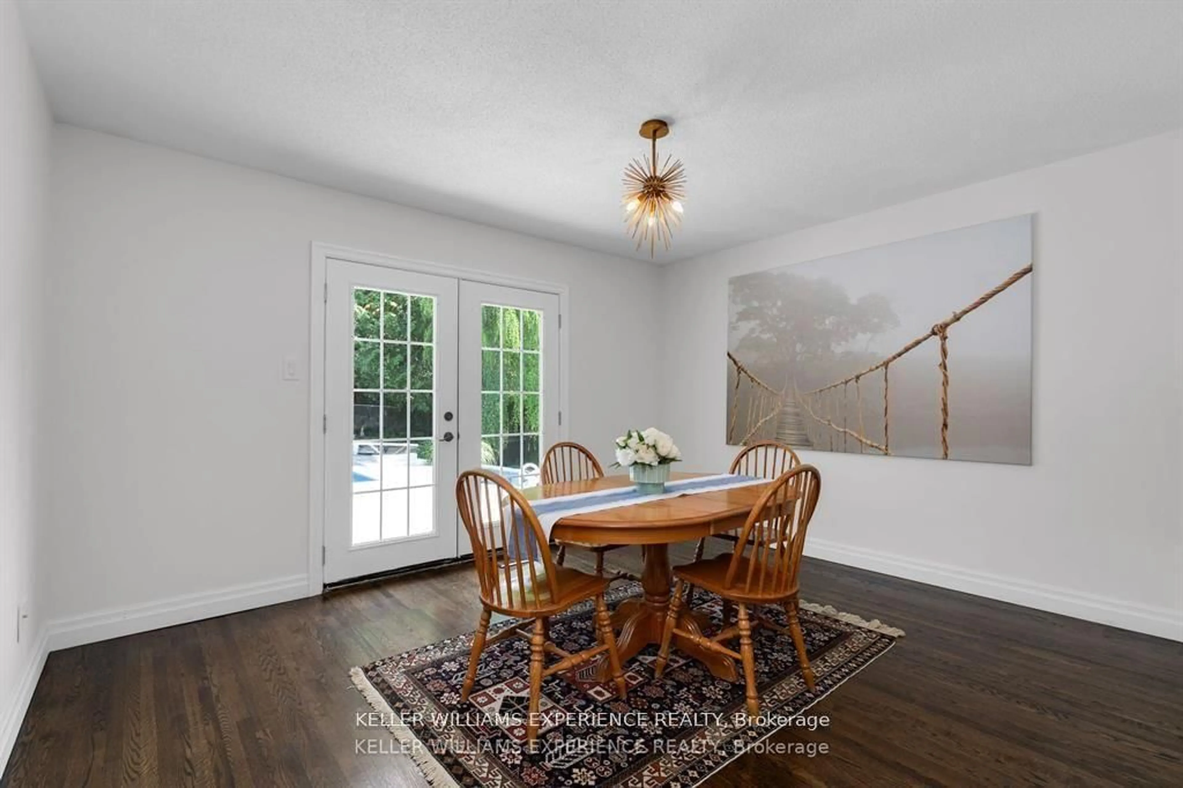 Dining room, unknown for 28 Larry St, Caledon Ontario L7C 1K8