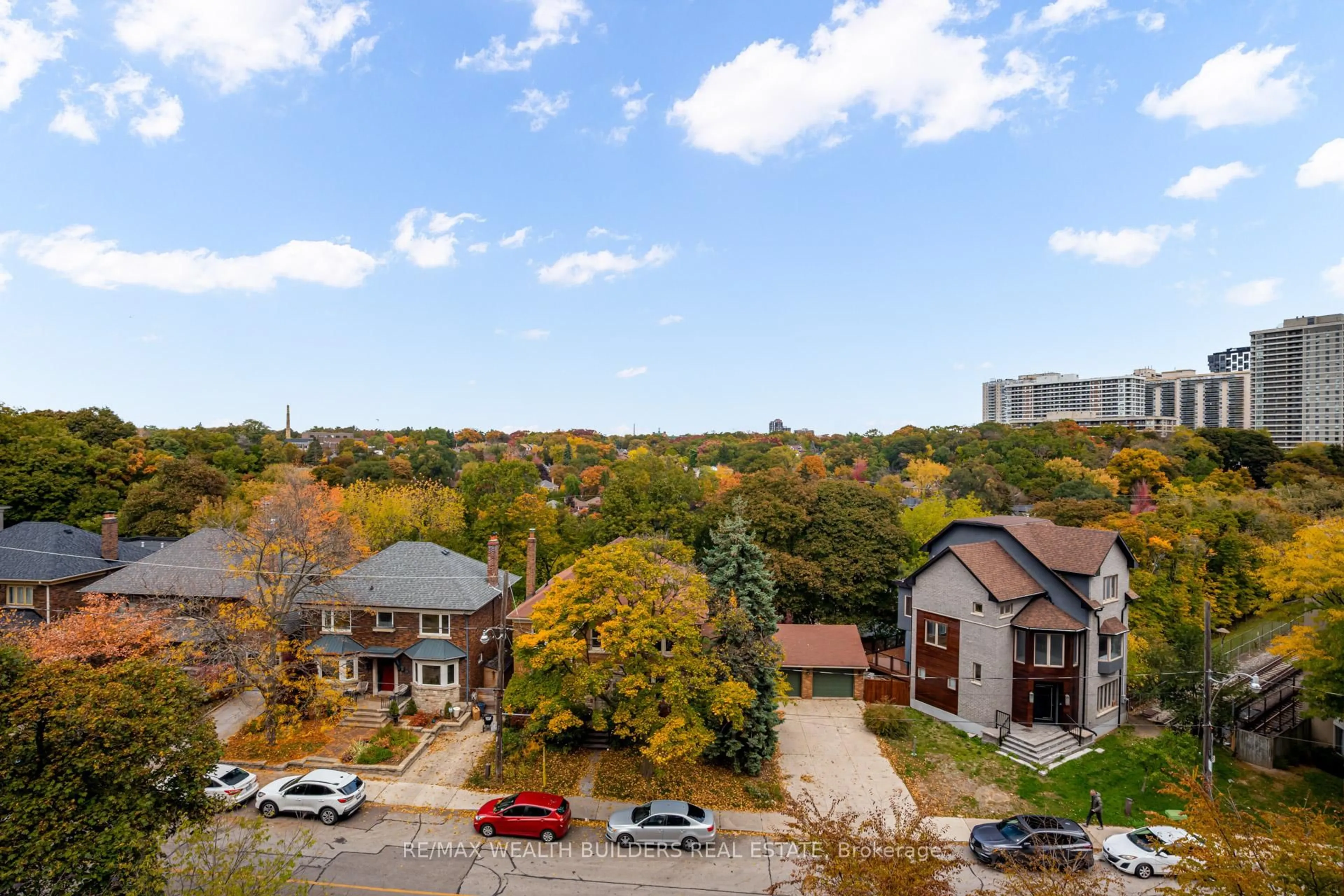 A pic from outside/outdoor area/front of a property/back of a property/a pic from drone, city buildings view from balcony for 2118 Bloor St #511, Toronto Ontario M6S 1M8