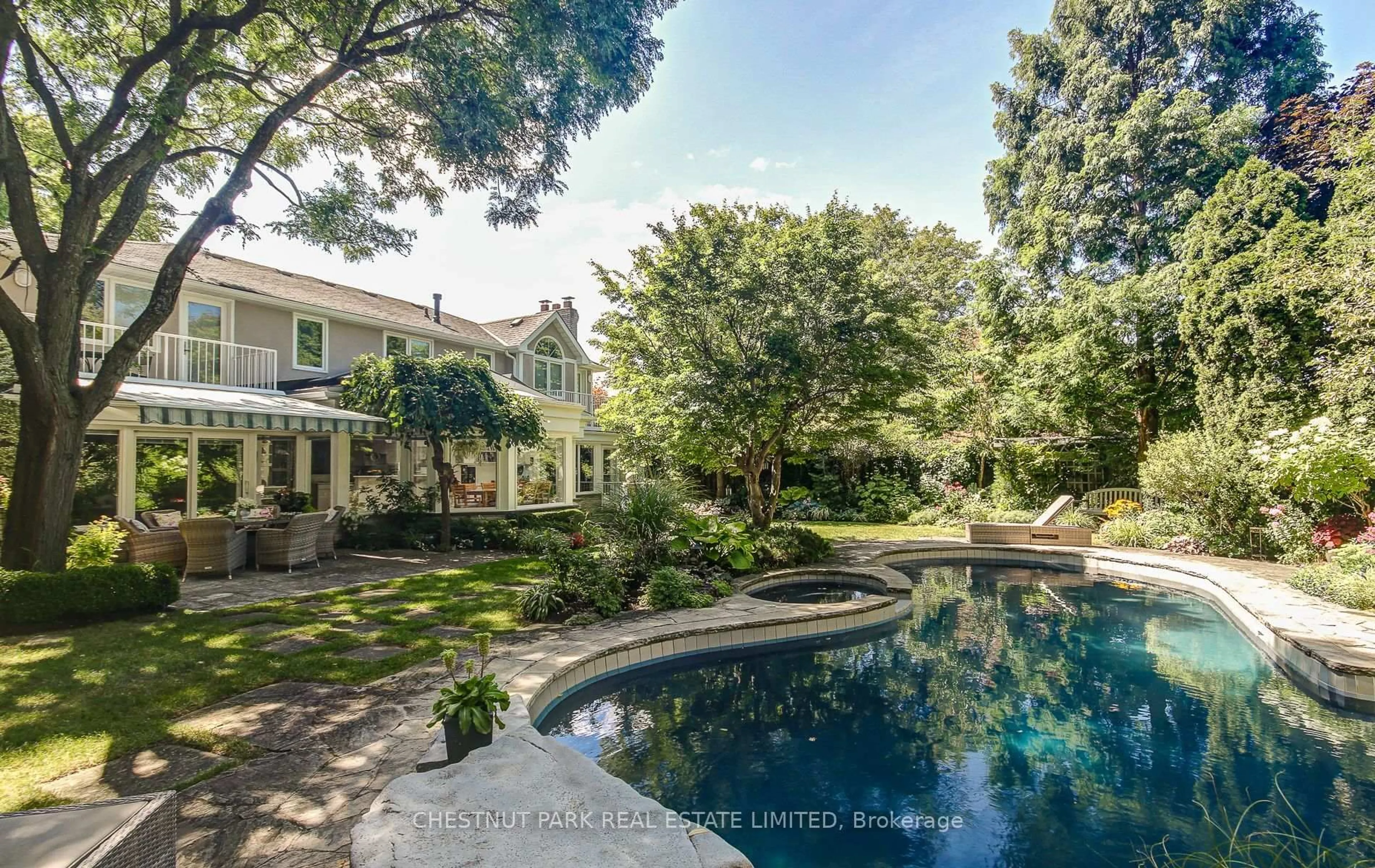 Pool for 4 Cheltenham Crt, Brampton Ontario L6W 1J3