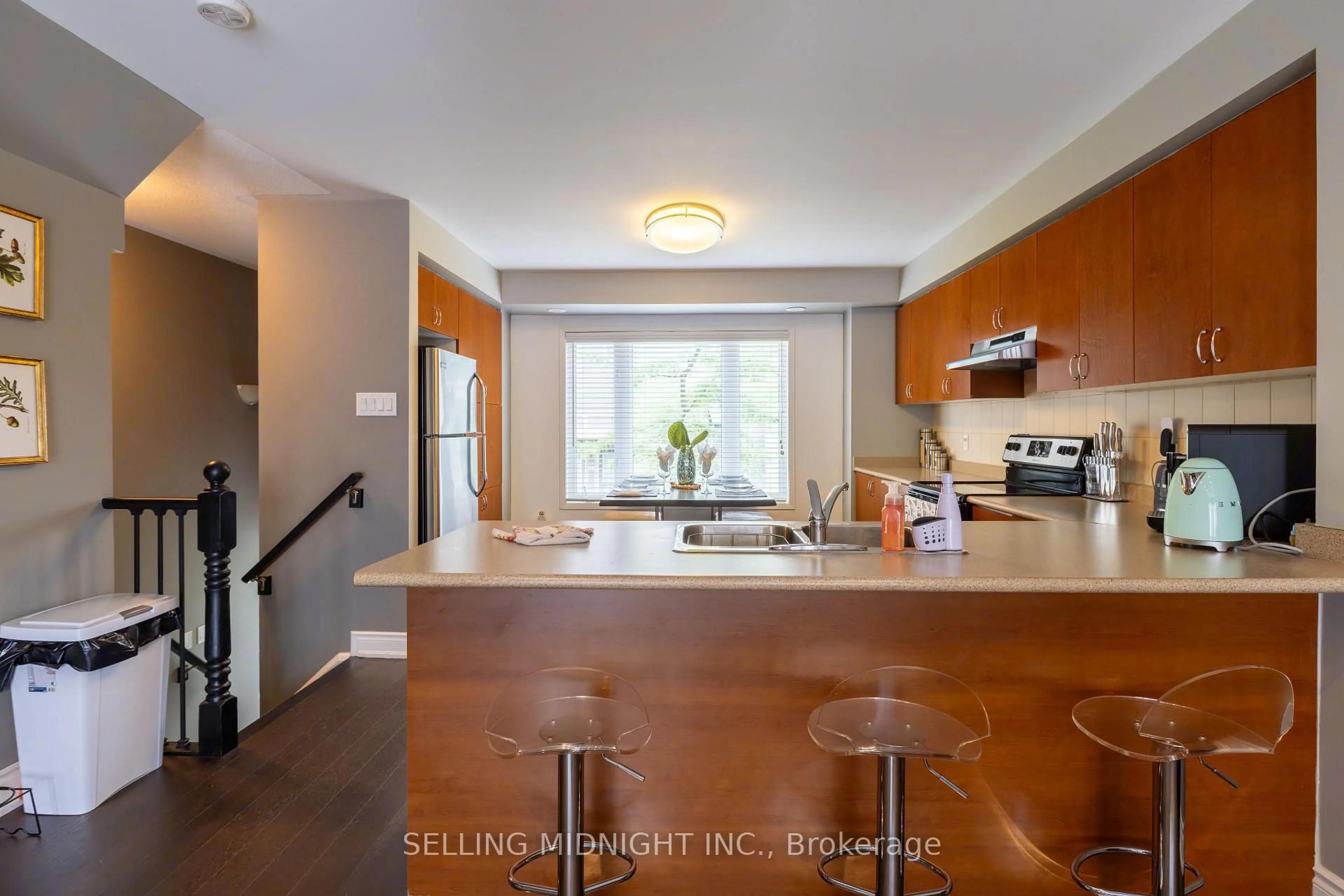 Open concept kitchen, unknown for 5650 Winston Churchill Blvd #20, Mississauga Ontario L5M 0L8