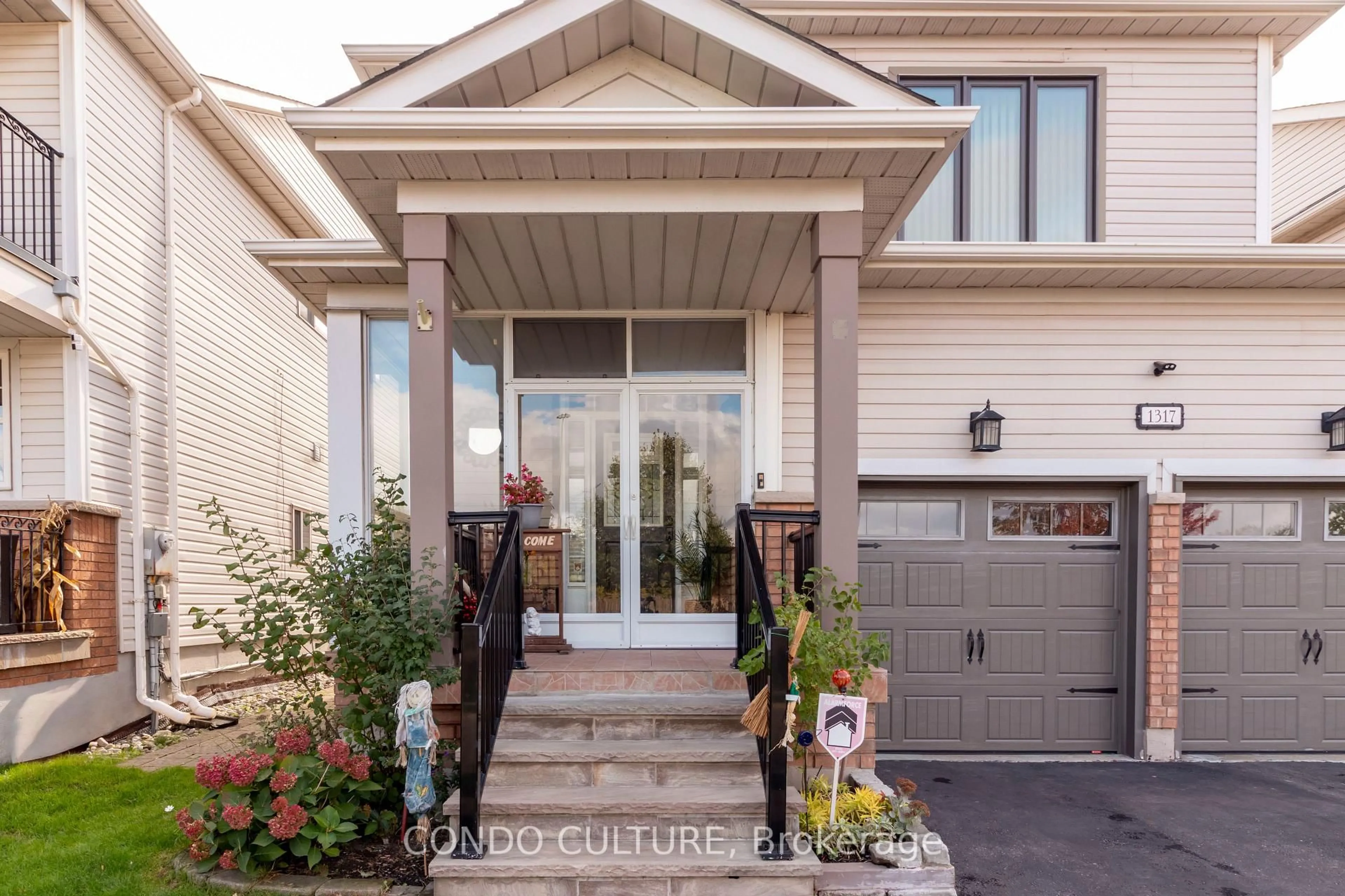 Home with brick exterior material, street for 1317 Roper Dr, Milton Ontario L9T 6E5