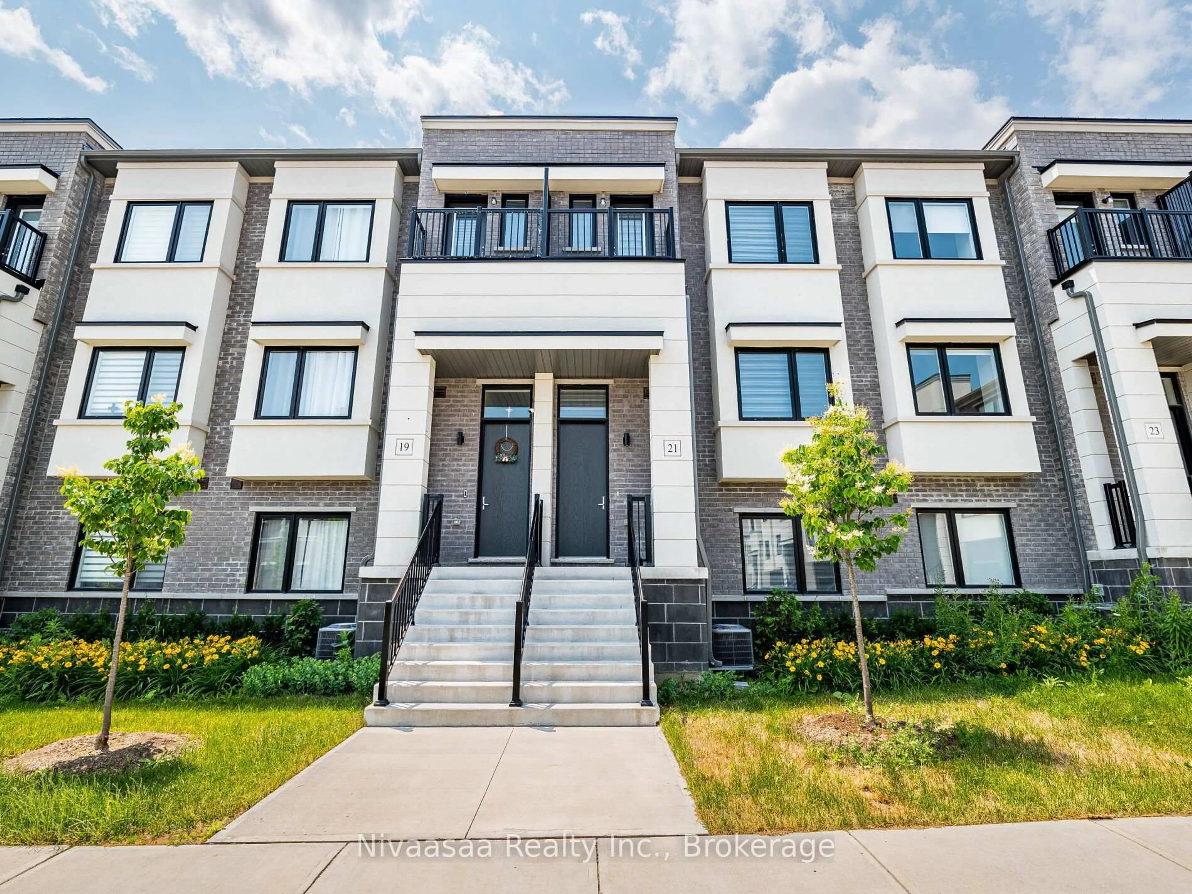 Home with brick exterior material, unknown for 21 Lambert Lane, Caledon Ontario L7E 4M5