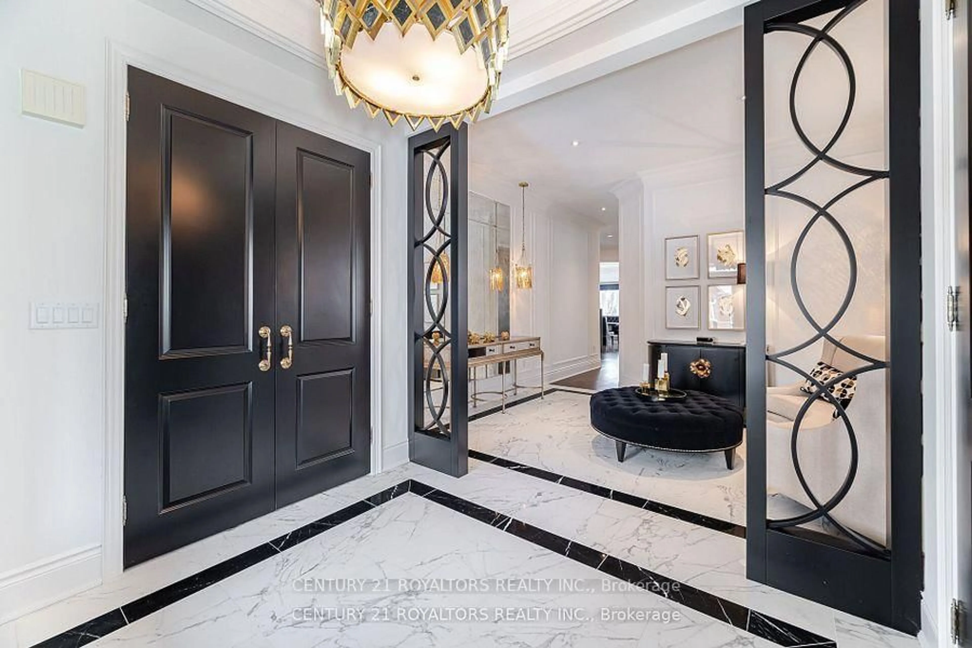 Indoor entryway for 43 Wishing Well Cres, Caledon Ontario L7C 3R3