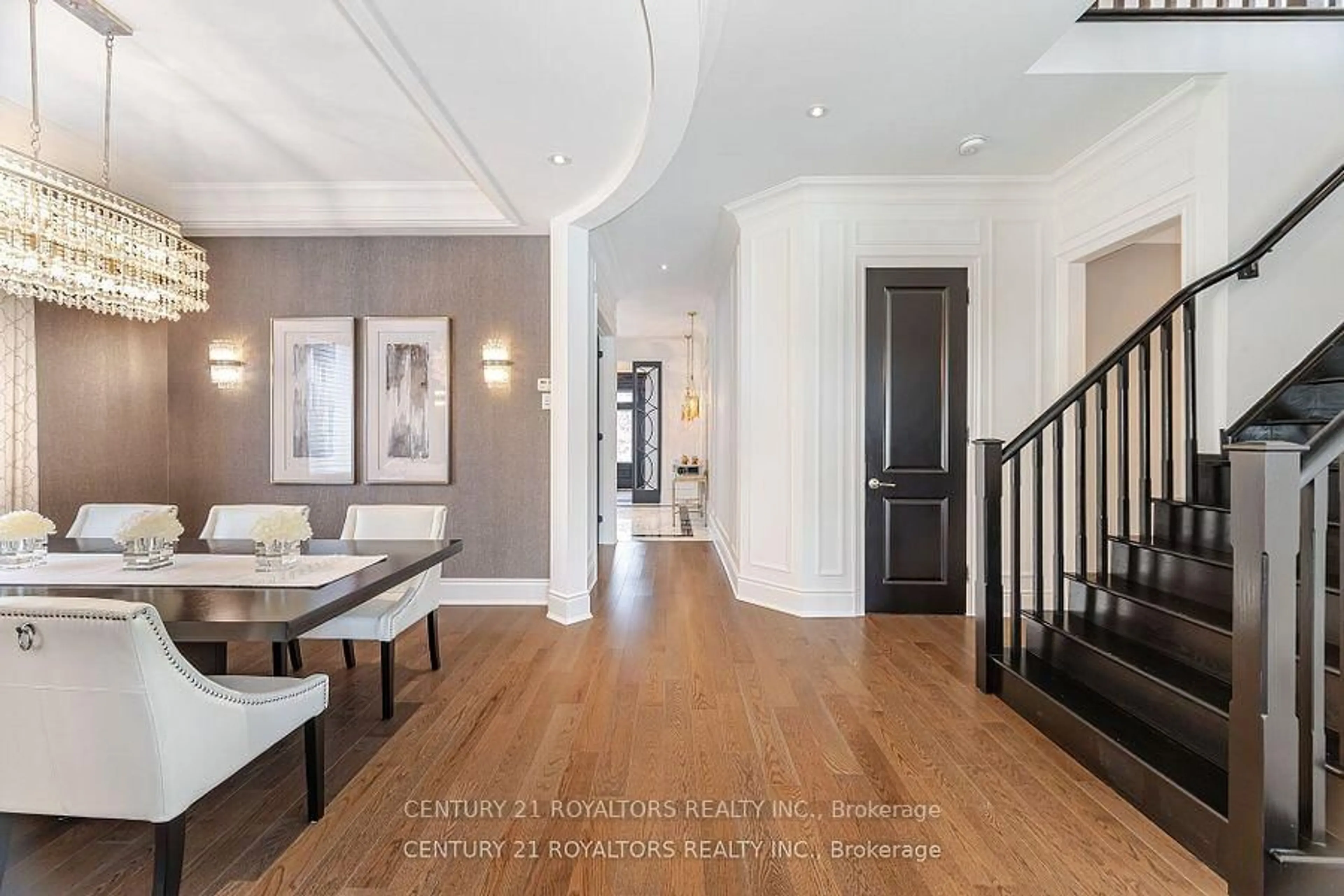 Indoor entryway for 43 Wishing Well Cres, Caledon Ontario L7C 3R3