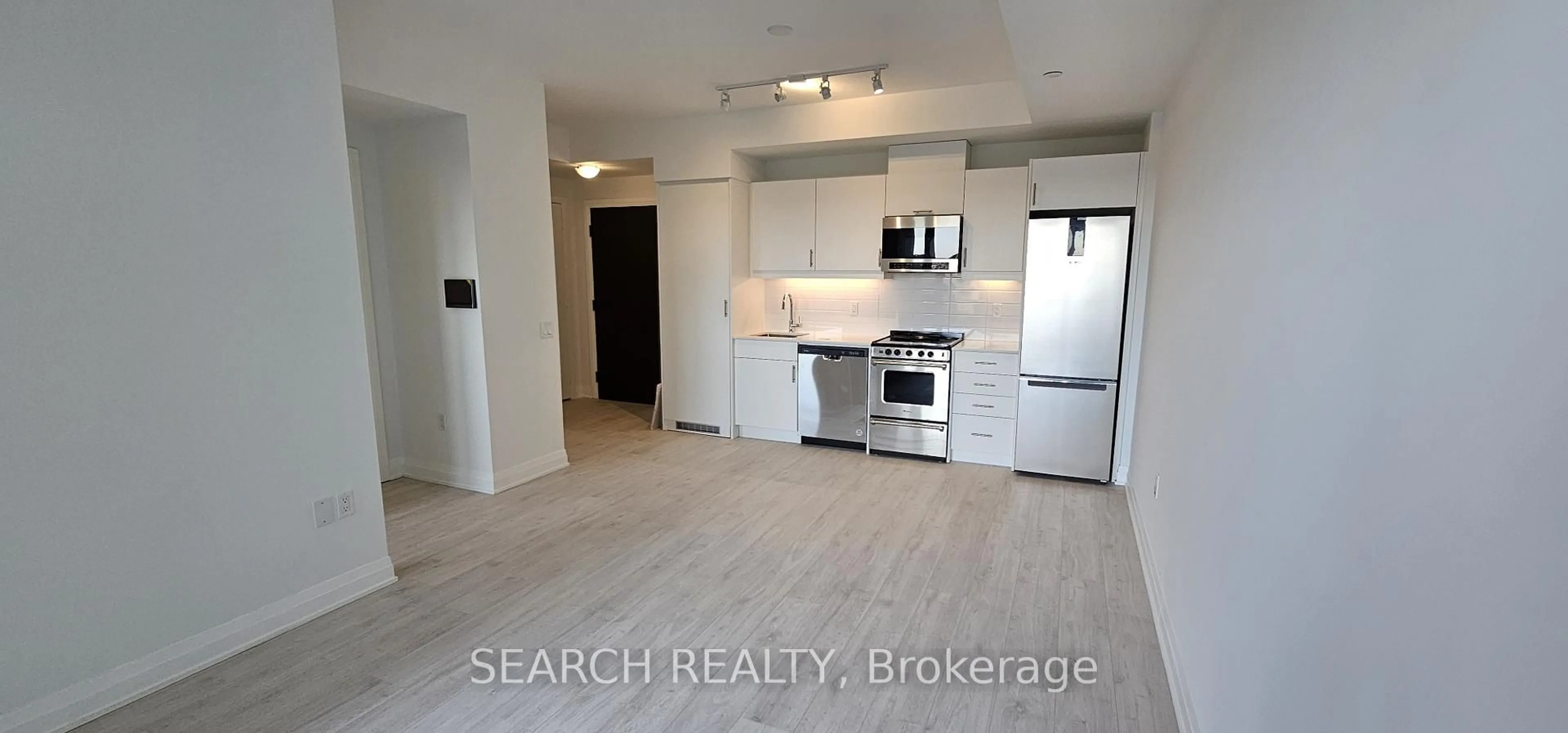 Open concept kitchen, ceramic/tile floor for 412 Silver Maple Rd #301, Oakville Ontario L6H 7E3