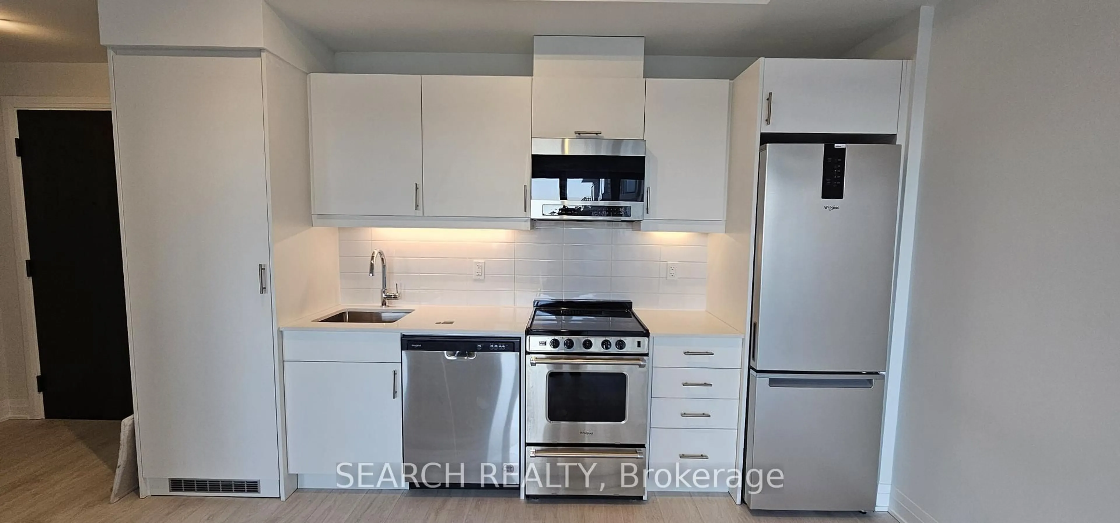 Standard kitchen, unknown for 412 Silver Maple Rd #301, Oakville Ontario L6H 7E3