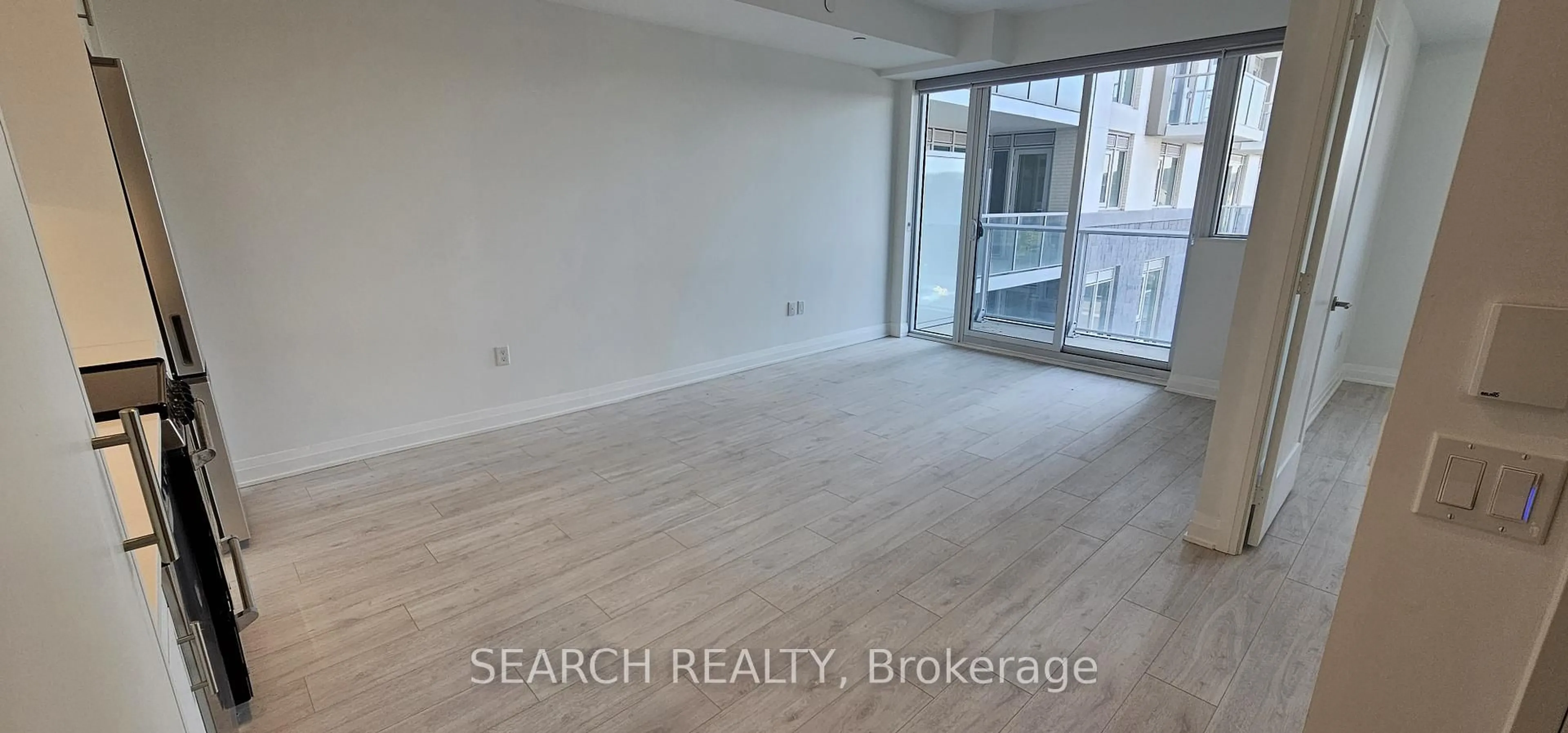 A pic of a room for 412 Silver Maple Rd #301, Oakville Ontario L6H 7E3