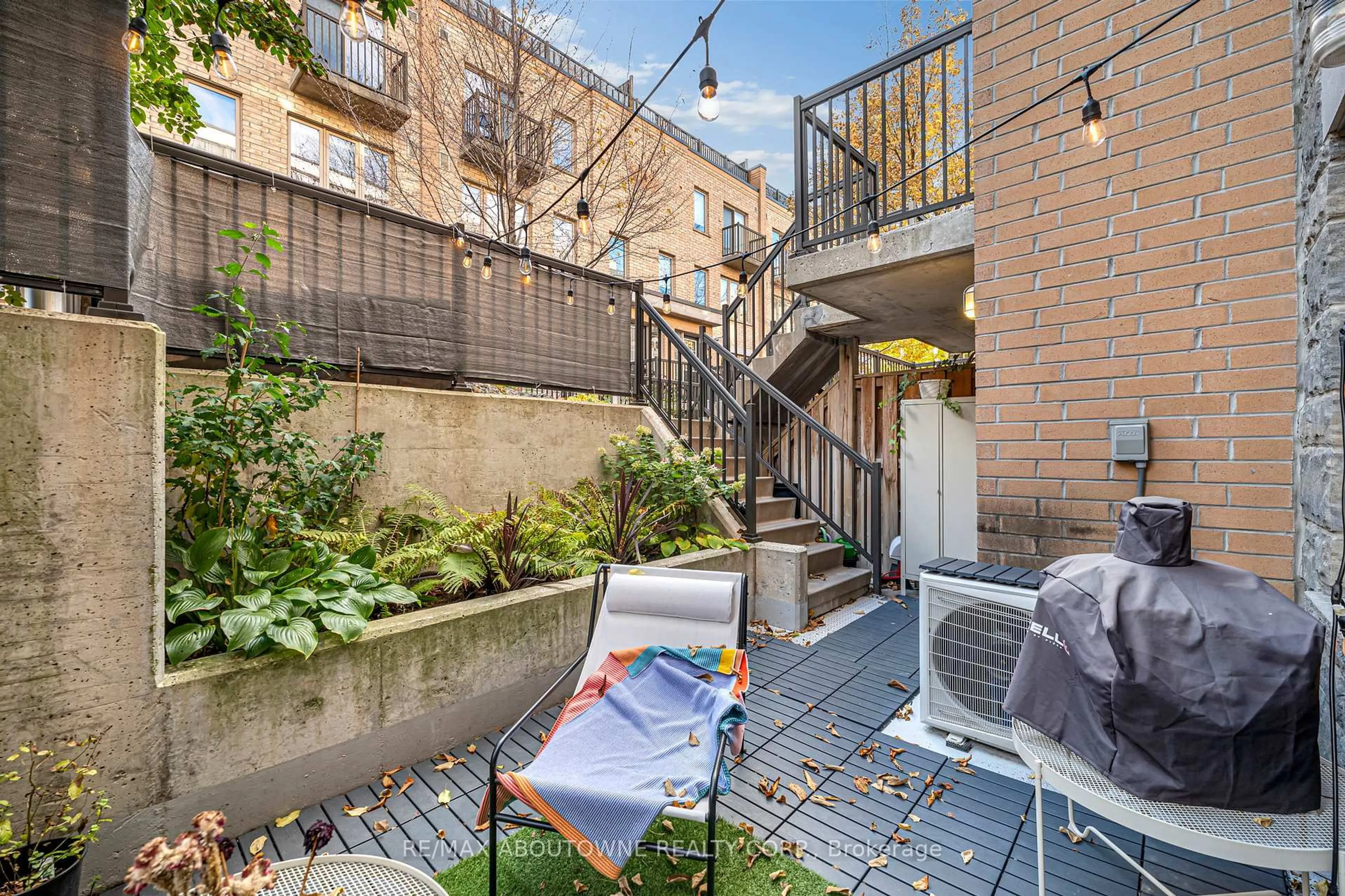 Patio, street for 12 Foundry Ave #144, Toronto Ontario M6H 0A7