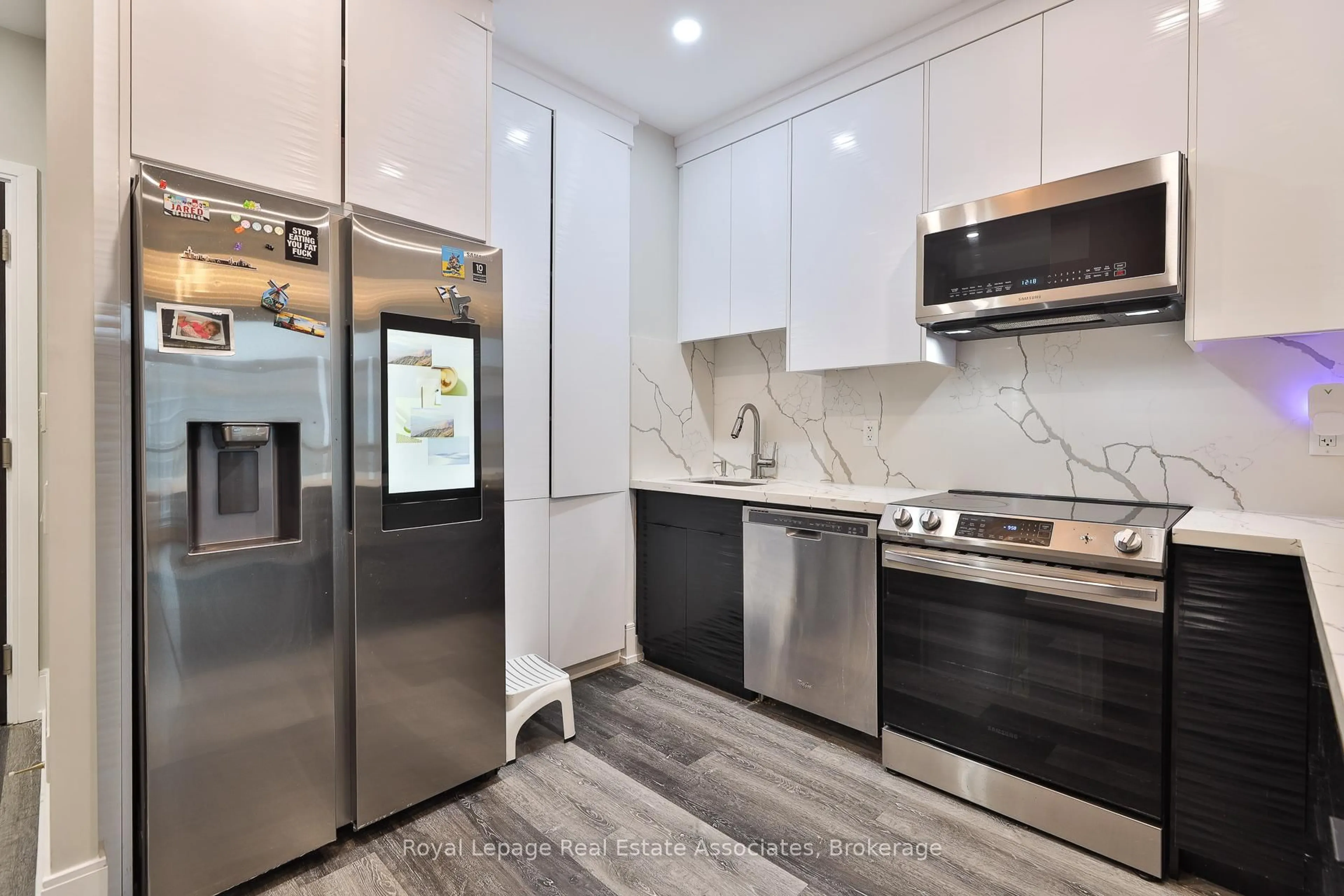 Unknown for 15 Viking Lane #2208, Toronto Ontario M9B 0A4