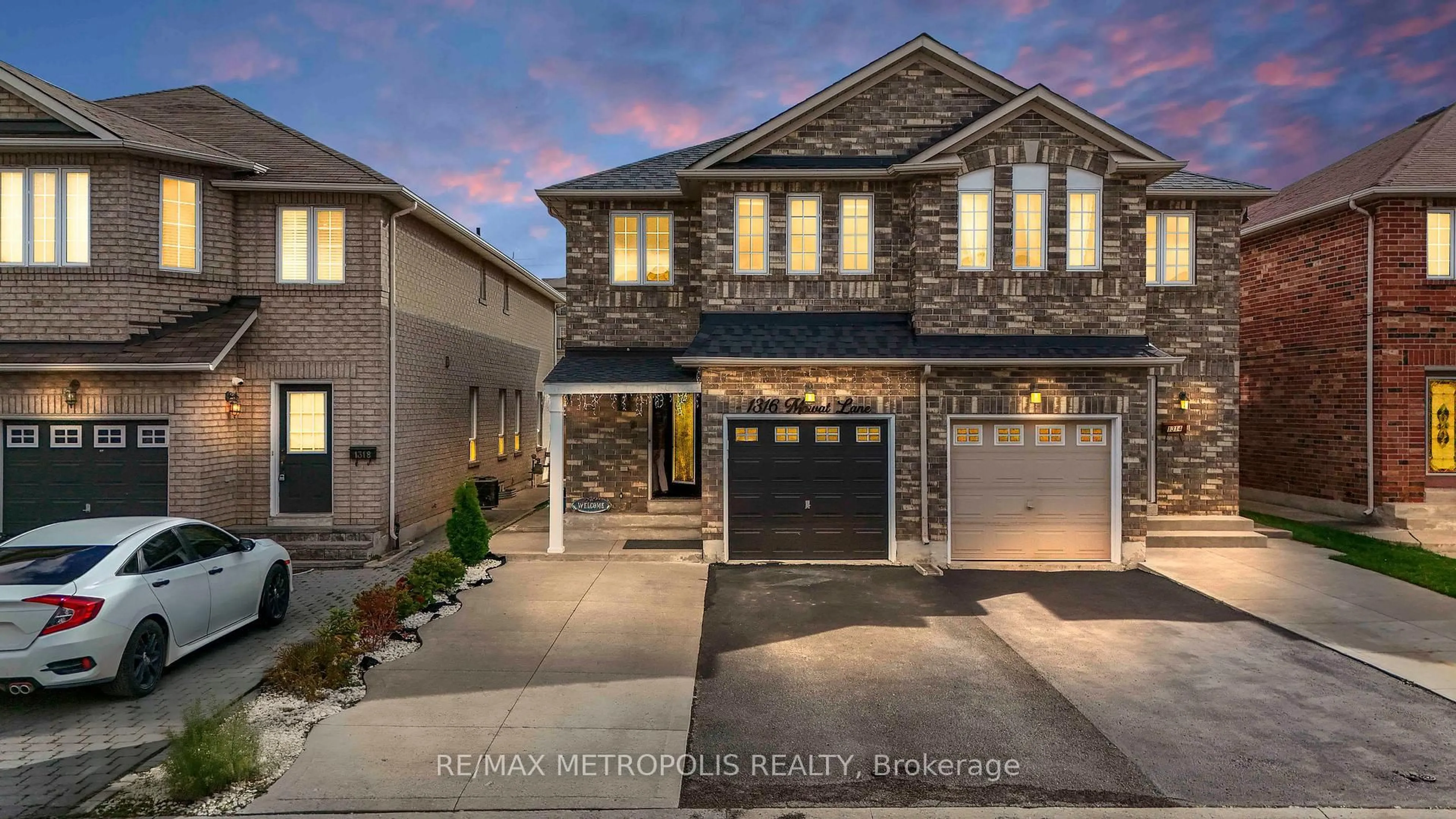 Home with brick exterior material, street for 1316 Mowat Lane, Milton Ontario L9T 6C2