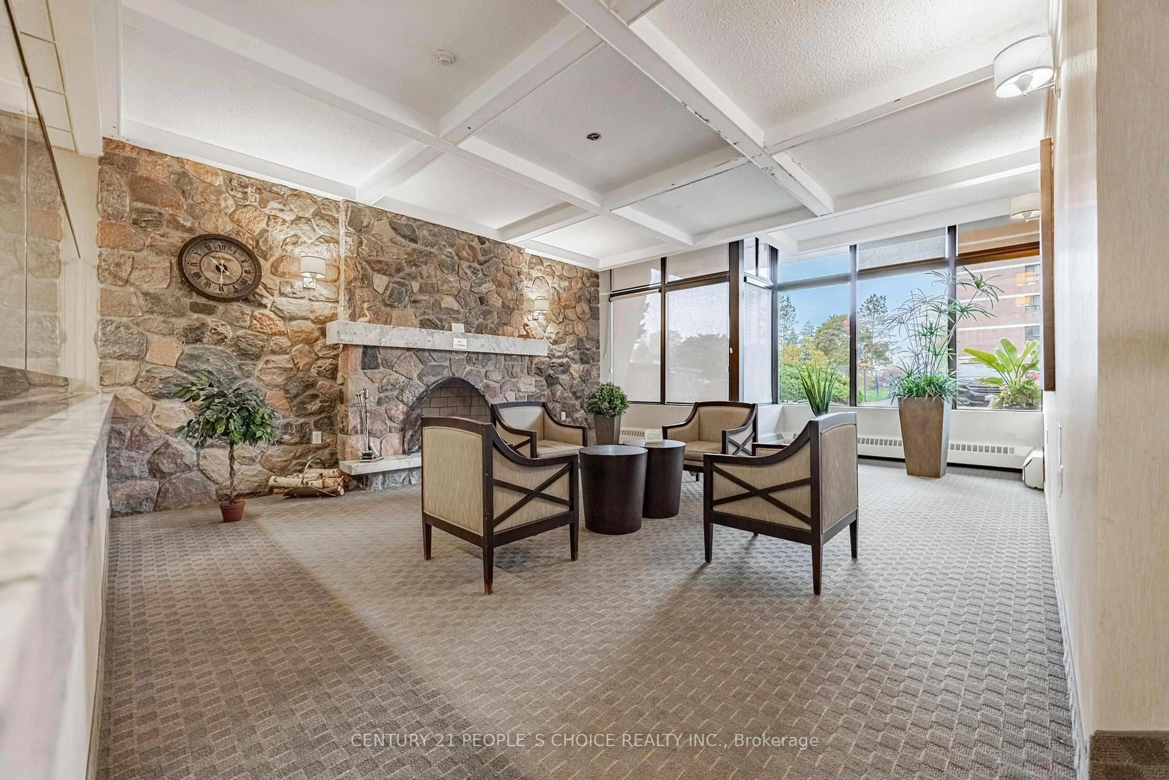 Lobby for 1615 Bloor St #508, Mississauga Ontario L4X 1S2