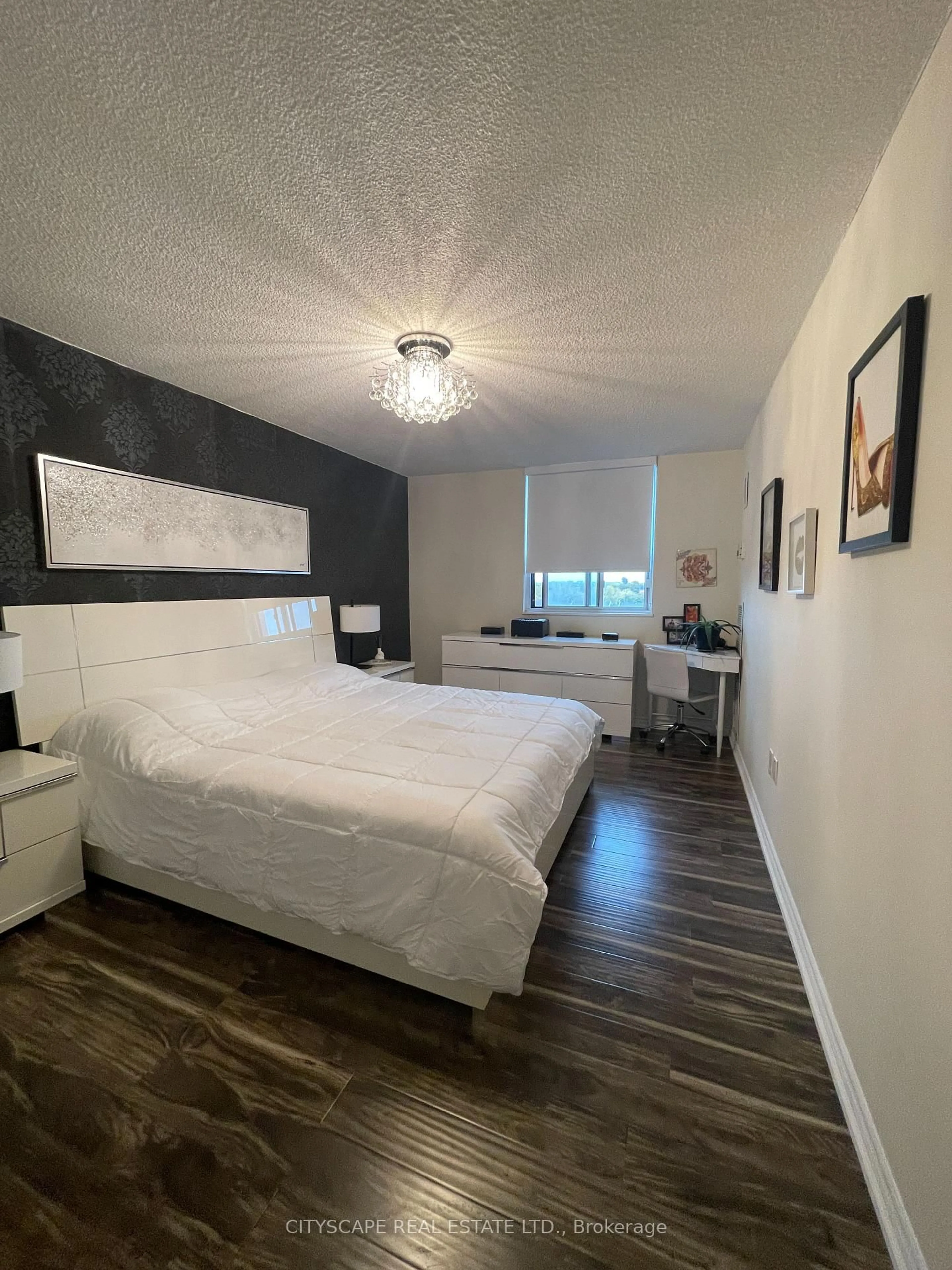 A pic of a room for 355 Rathburn Rd #704, Mississauga Ontario L4Z 1H4