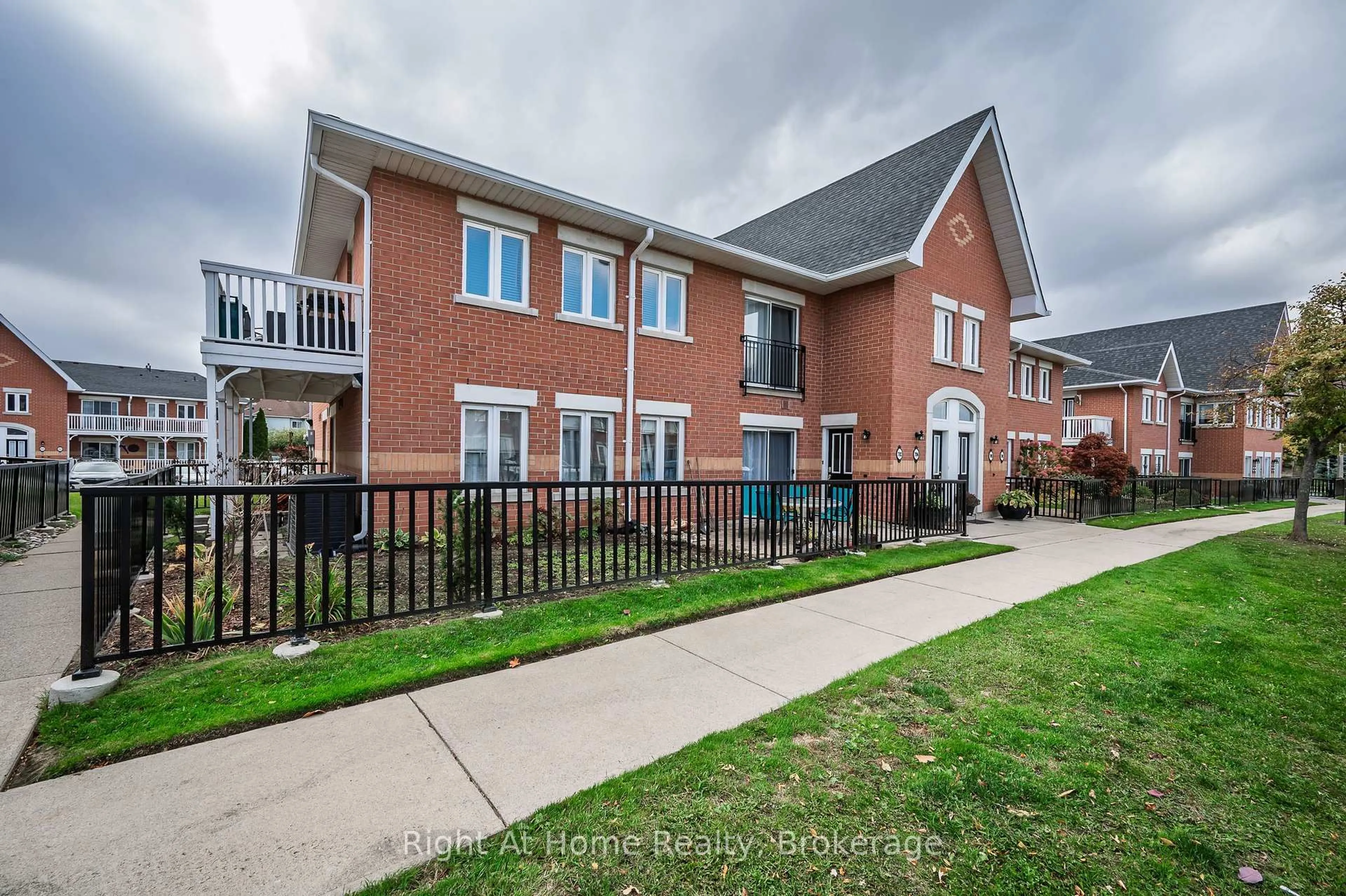 Home with brick exterior material, street for 1701 Lampman Ave #706, Burlington Ontario L7L 6R7