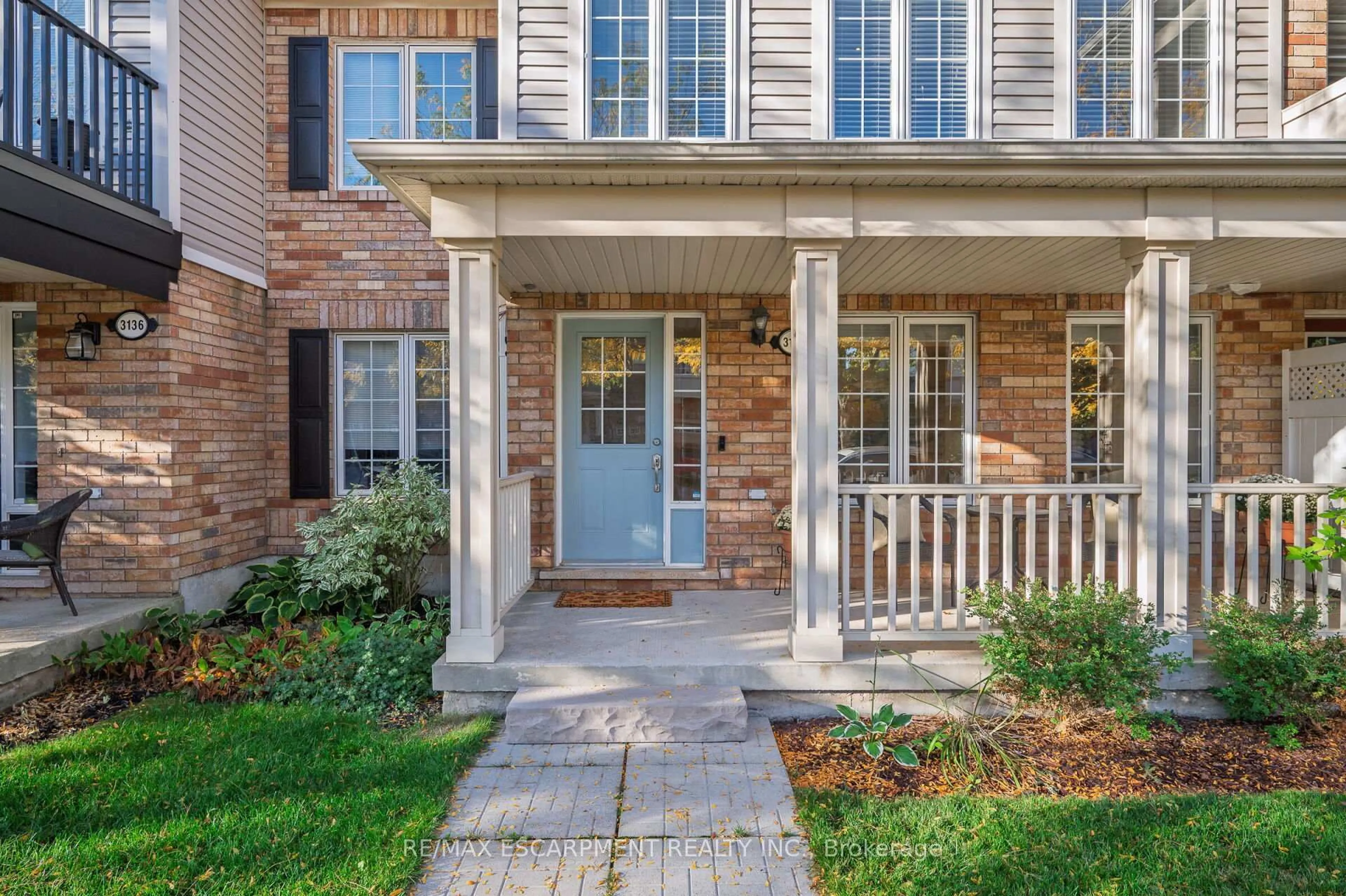 Home with brick exterior material, street for 3140 Edgar Ave, Burlington Ontario L7M 0A7