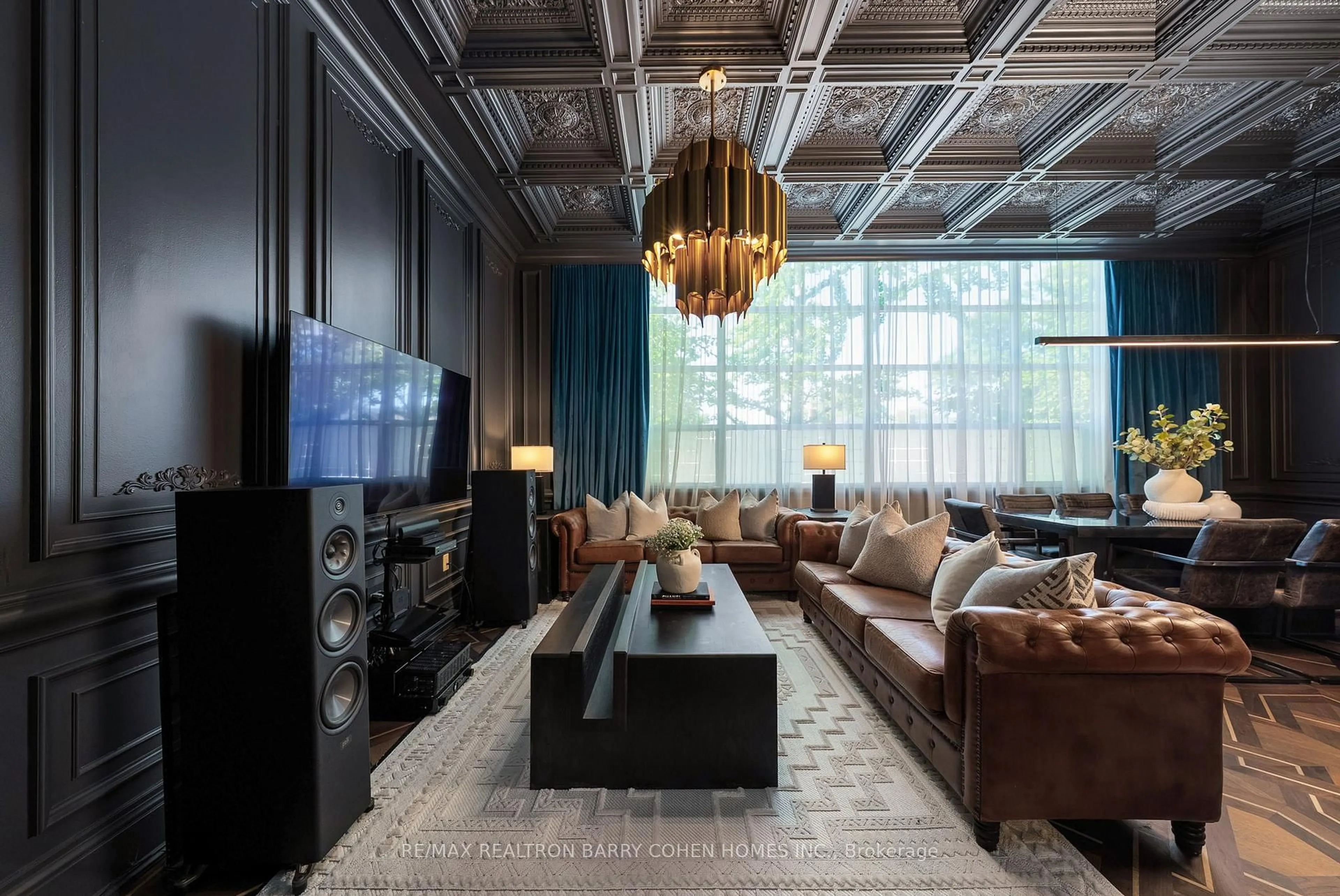 Living room with furniture, unknown for 1001 Roselawn Ave #116, Toronto Ontario M6B 4M4