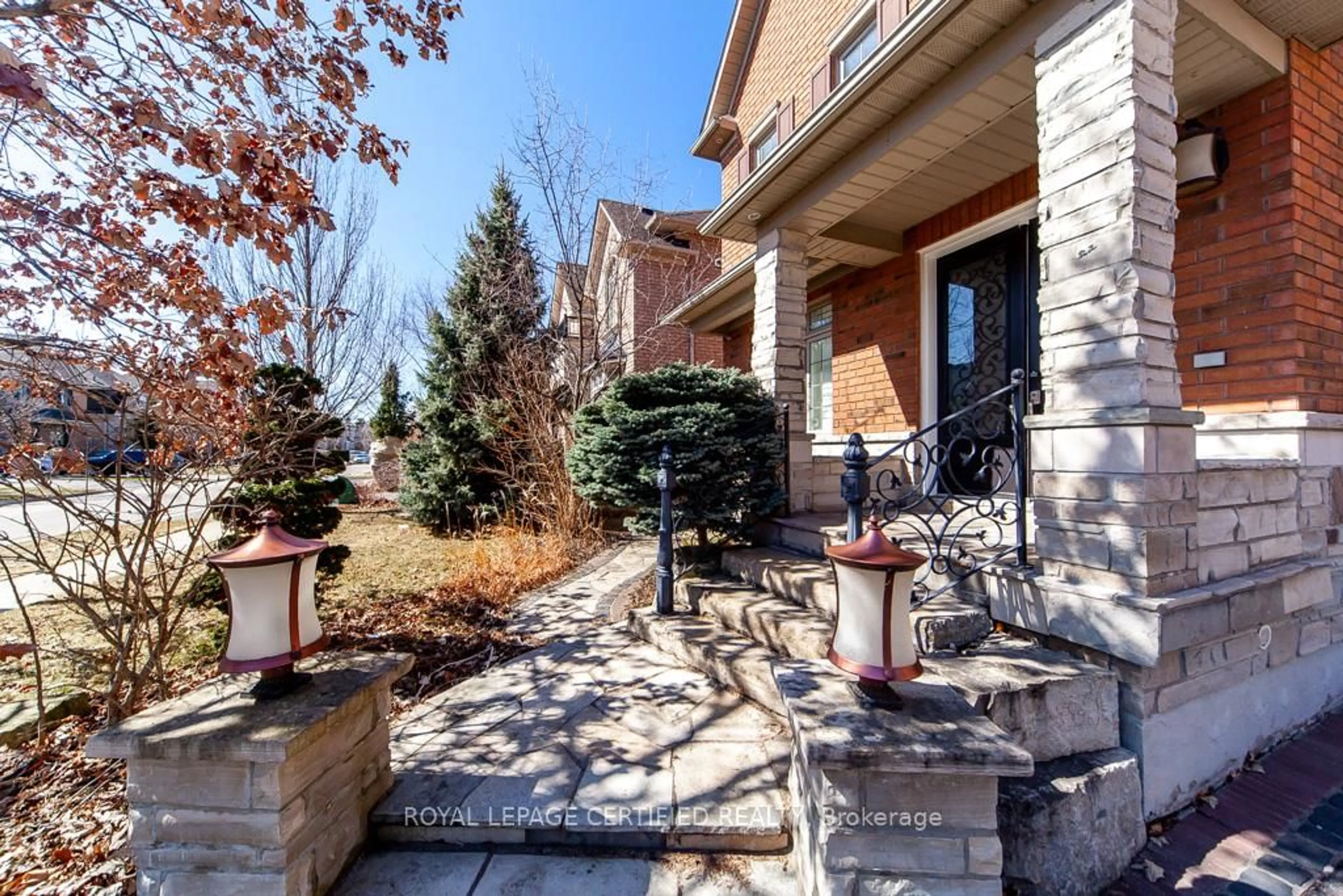 Unknown for 3420 MISTWELL Cres, Oakville Ontario L6L 0A3